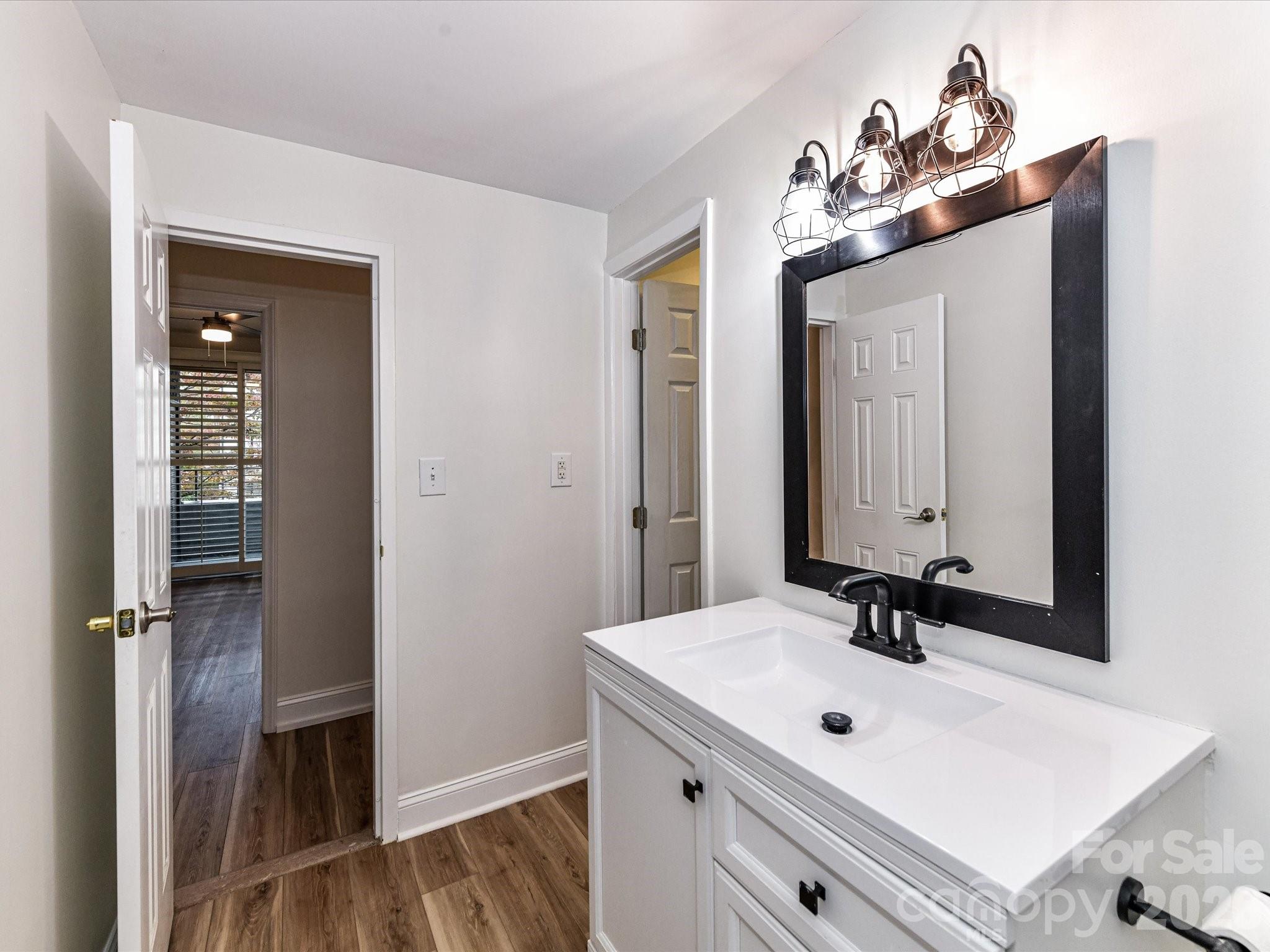 1300 Reece Road #111 — Charlotte