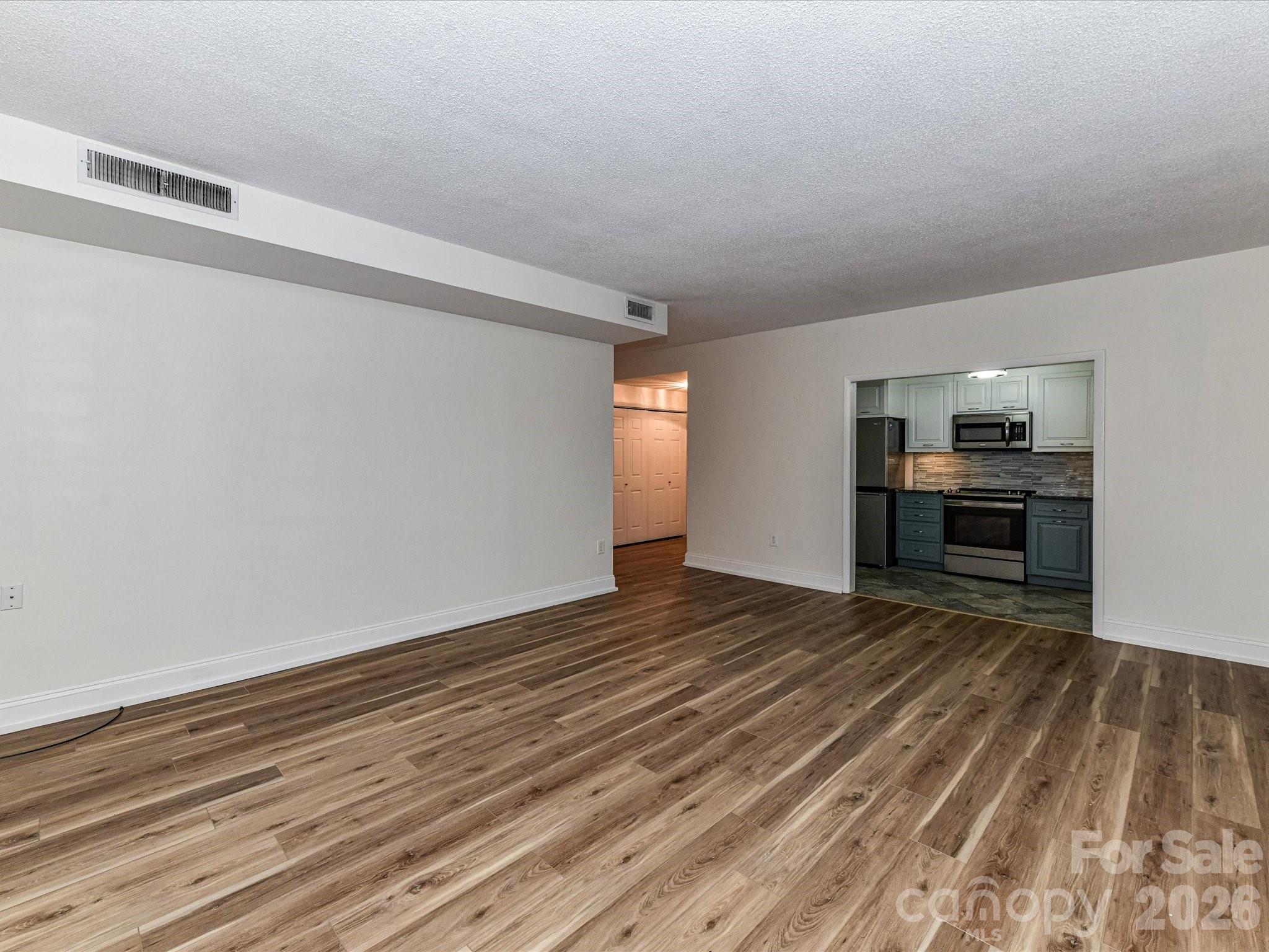 1300 Reece Road #111 — Charlotte