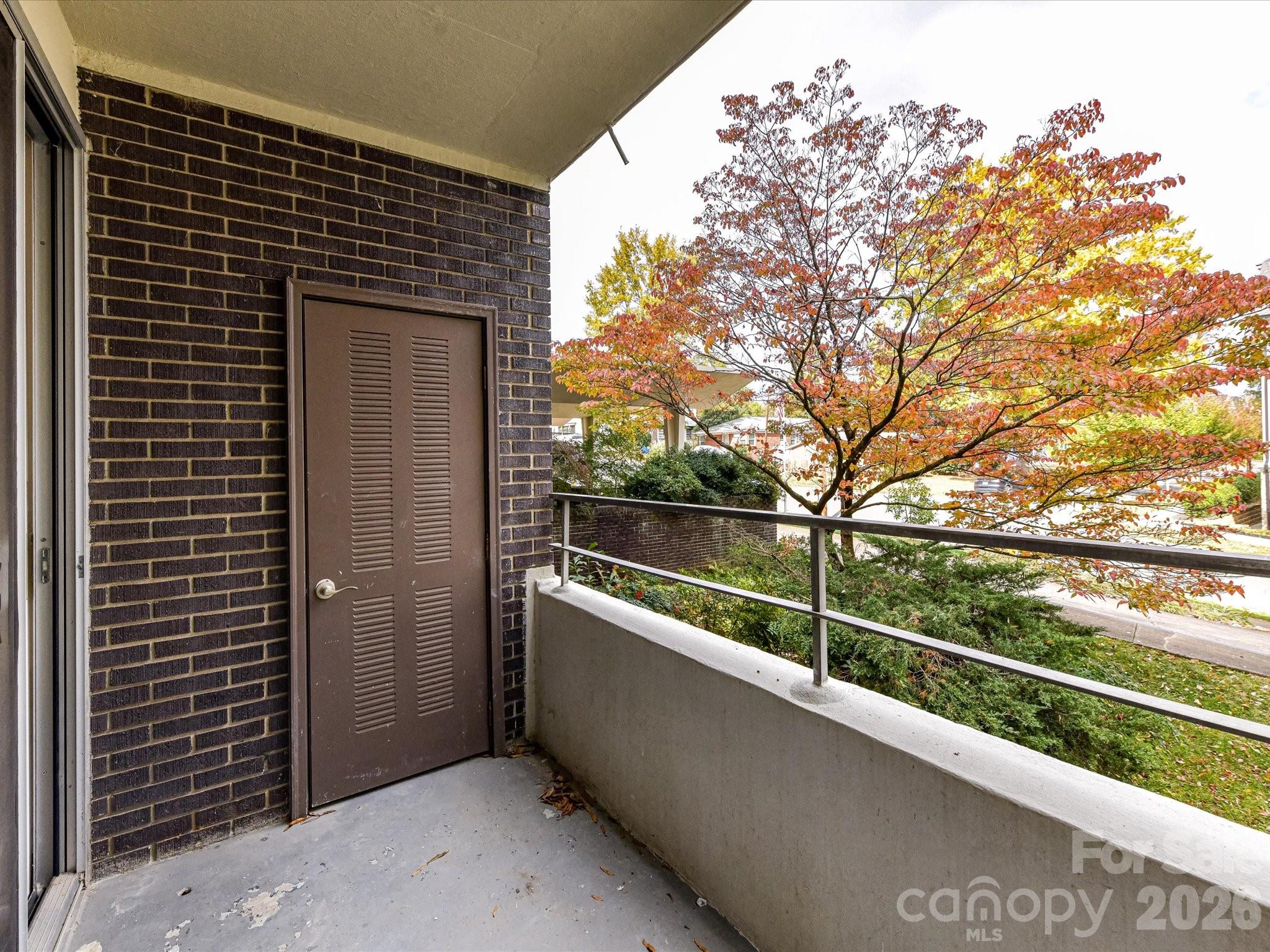 1300 Reece Road #111 — Charlotte