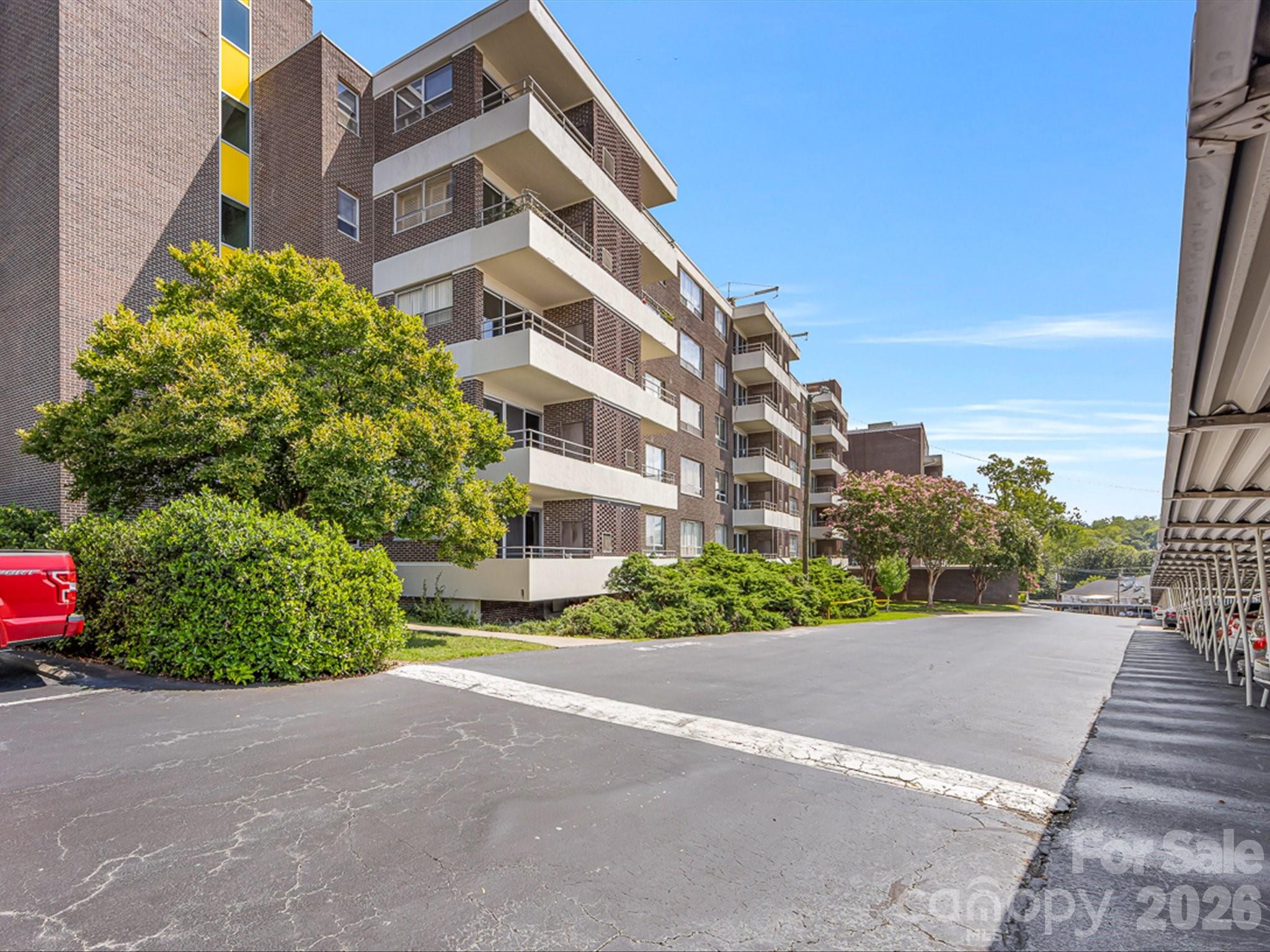 1300 Reece Road #111 — Charlotte