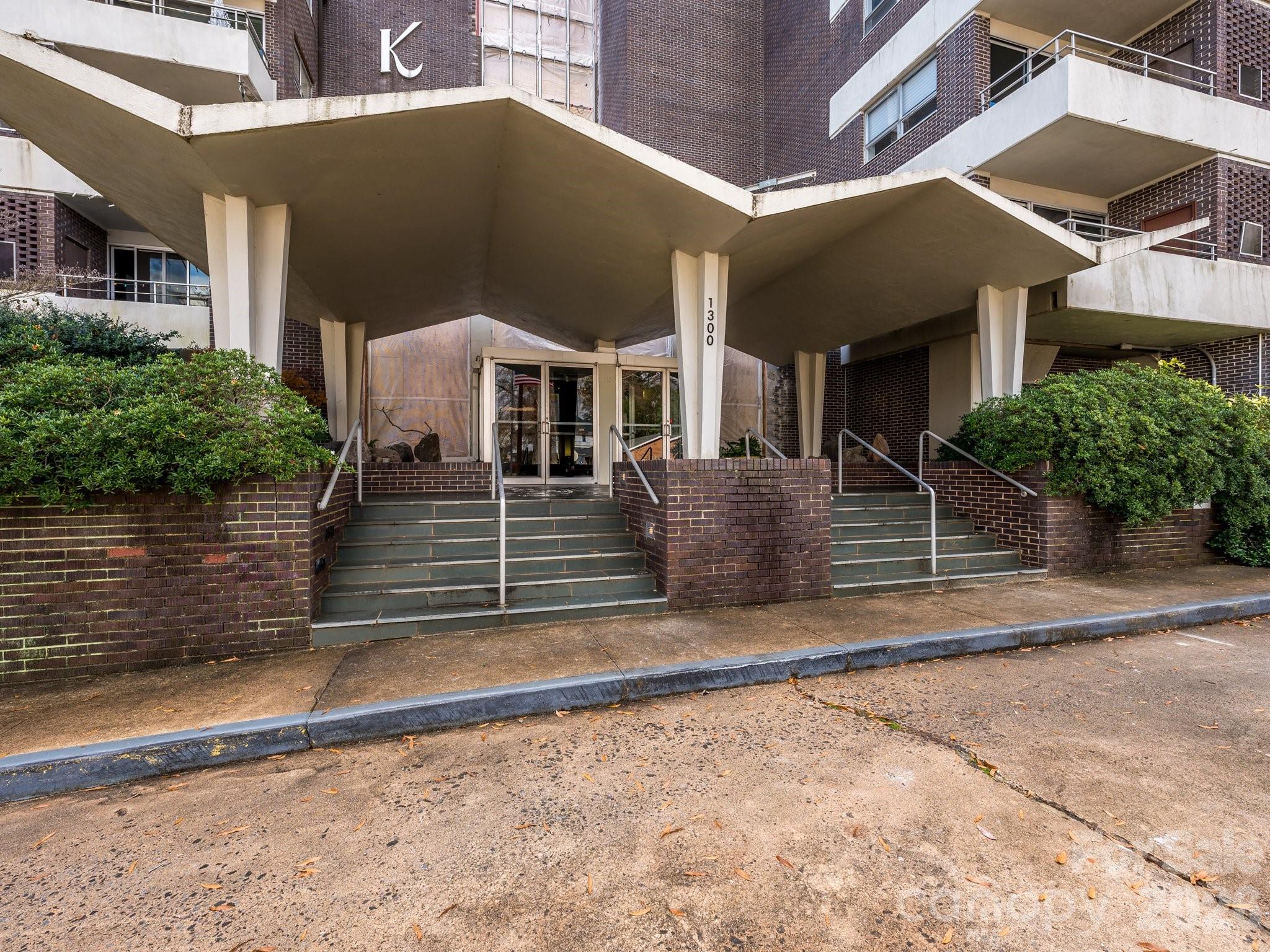 1300 Reece Road #111 — Charlotte