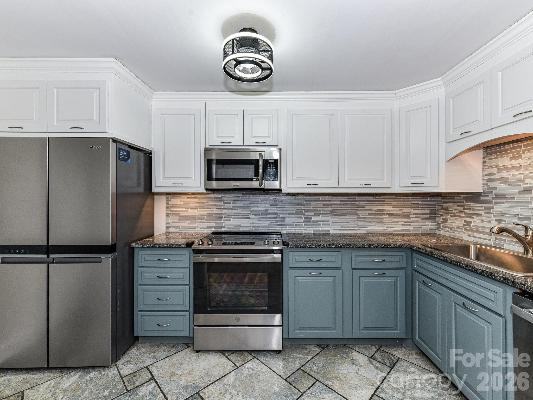 1300 Reece Road #111 — Charlotte