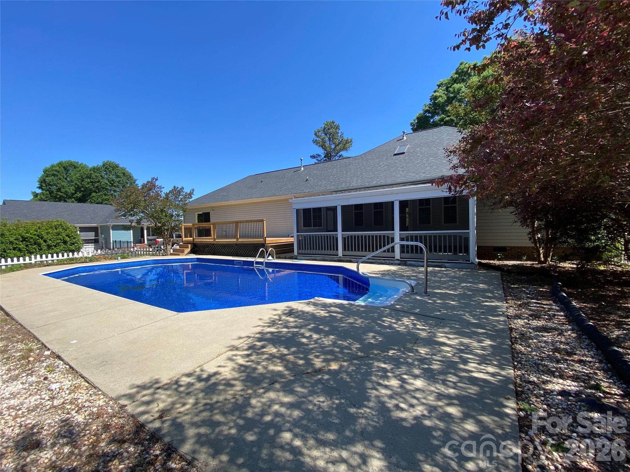 2999 Eastview Road — Rock Hill