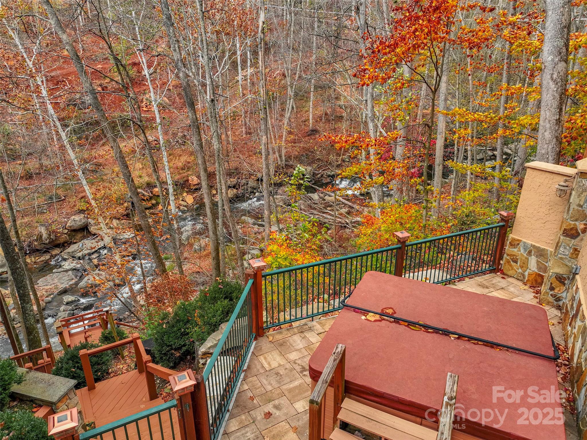 90 Rogers Creek Drive — Bakersville