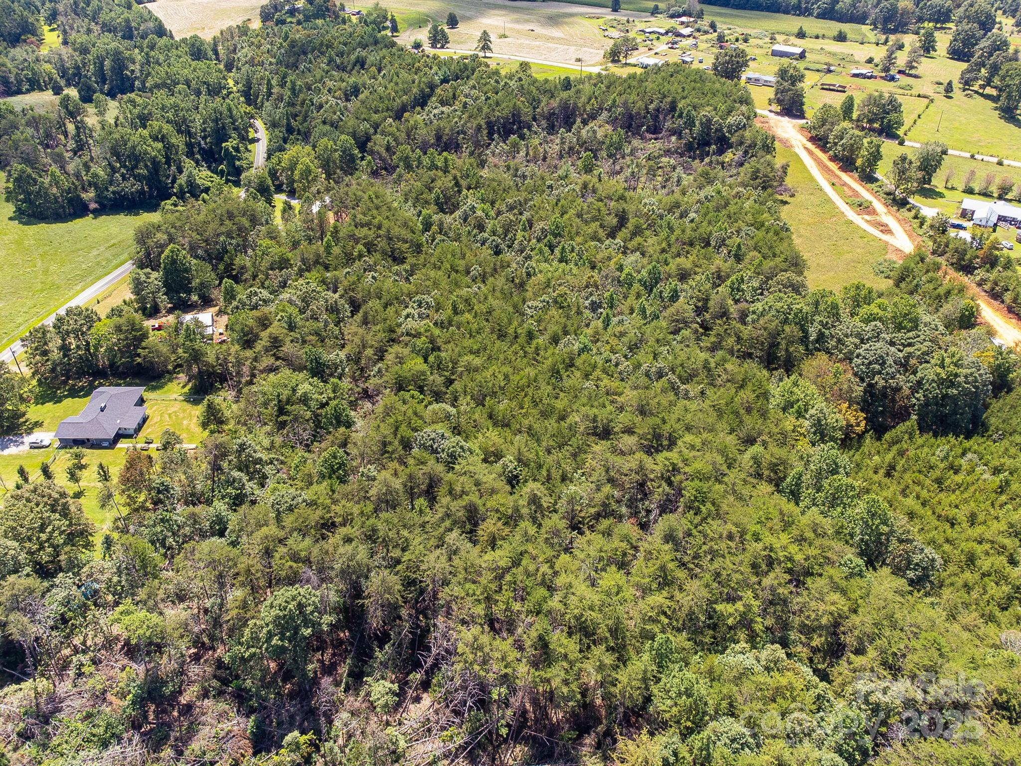211 Luckadoo Road — Bostic