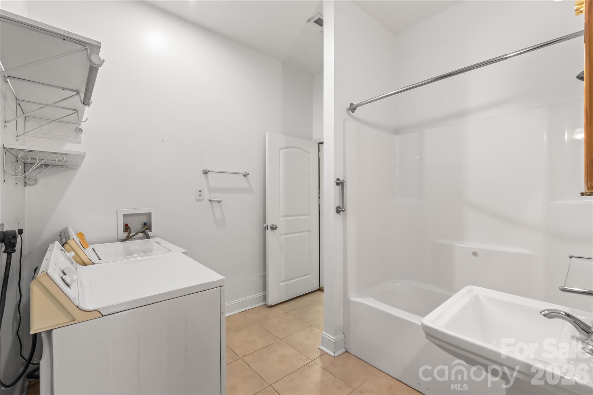 424 Rollingbrook Road — Kings Mountain