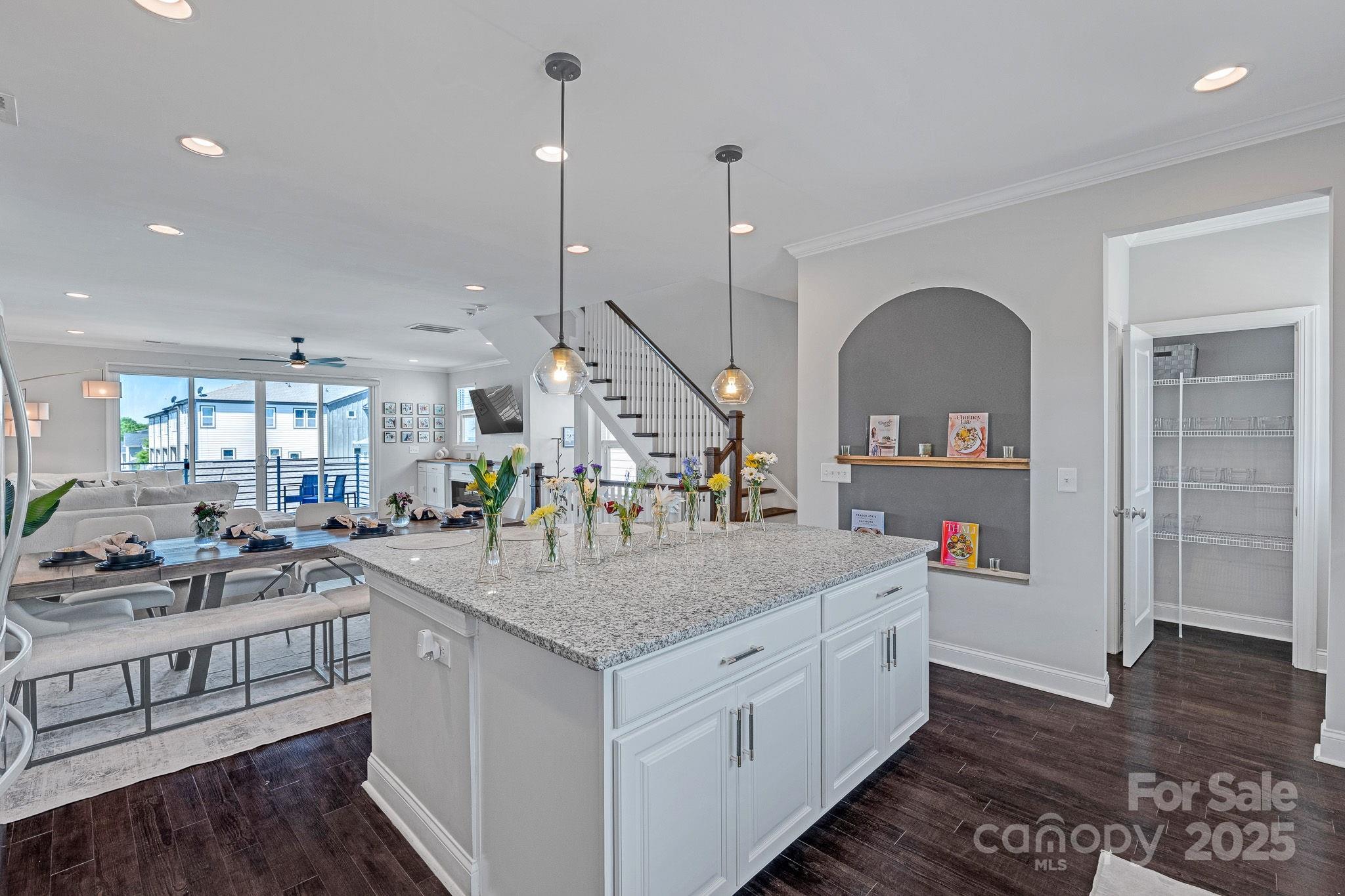 2551 Statesville Avenue — Charlotte