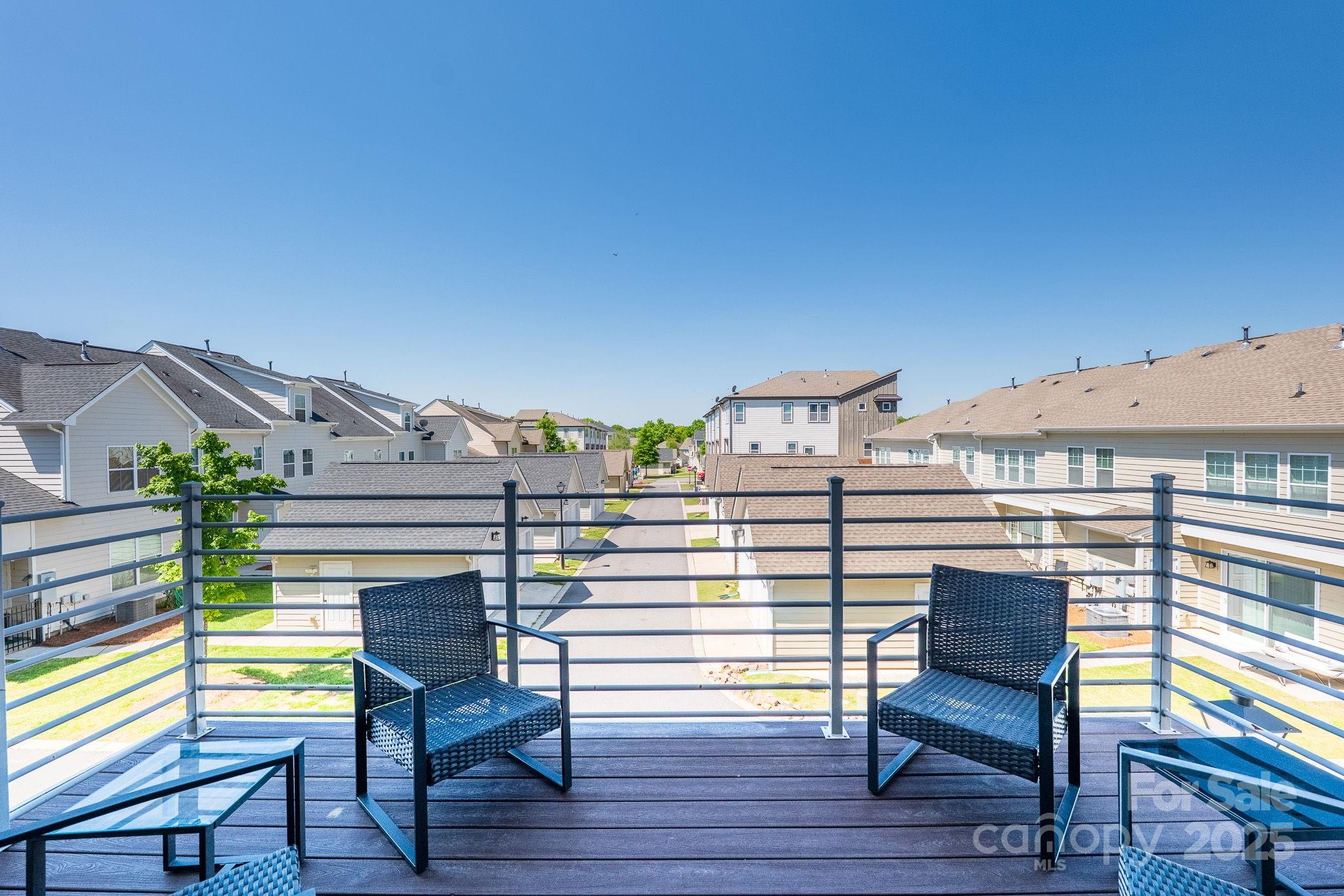 2551 Statesville Avenue — Charlotte