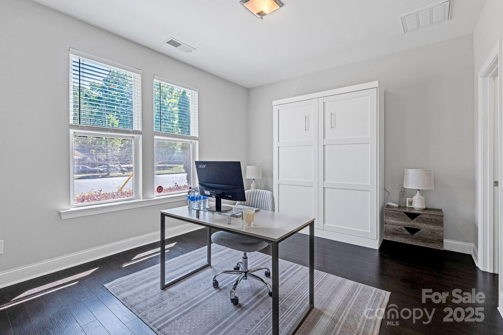 2551 Statesville Avenue — Charlotte