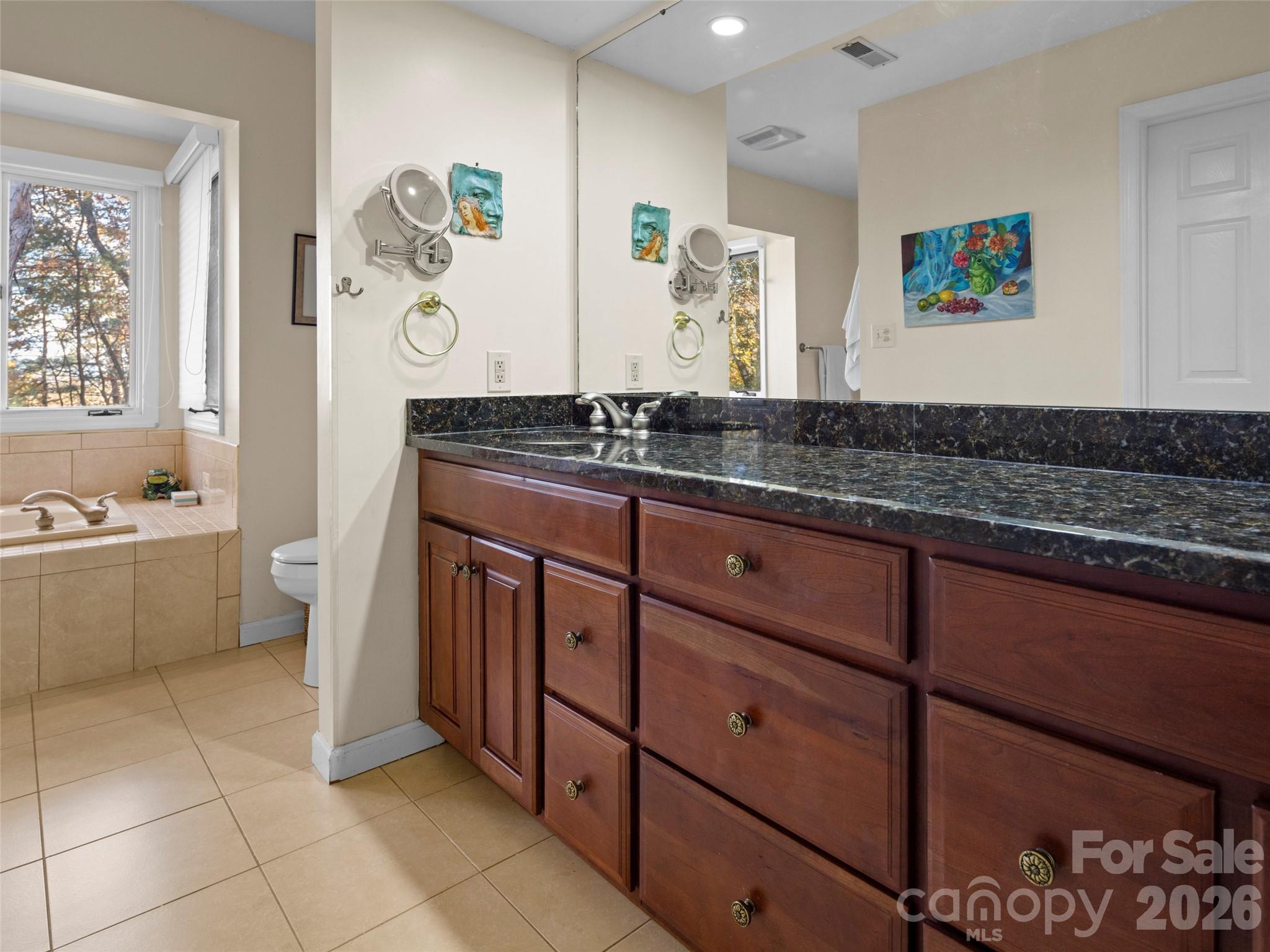 108 Galloway Drive — Asheville