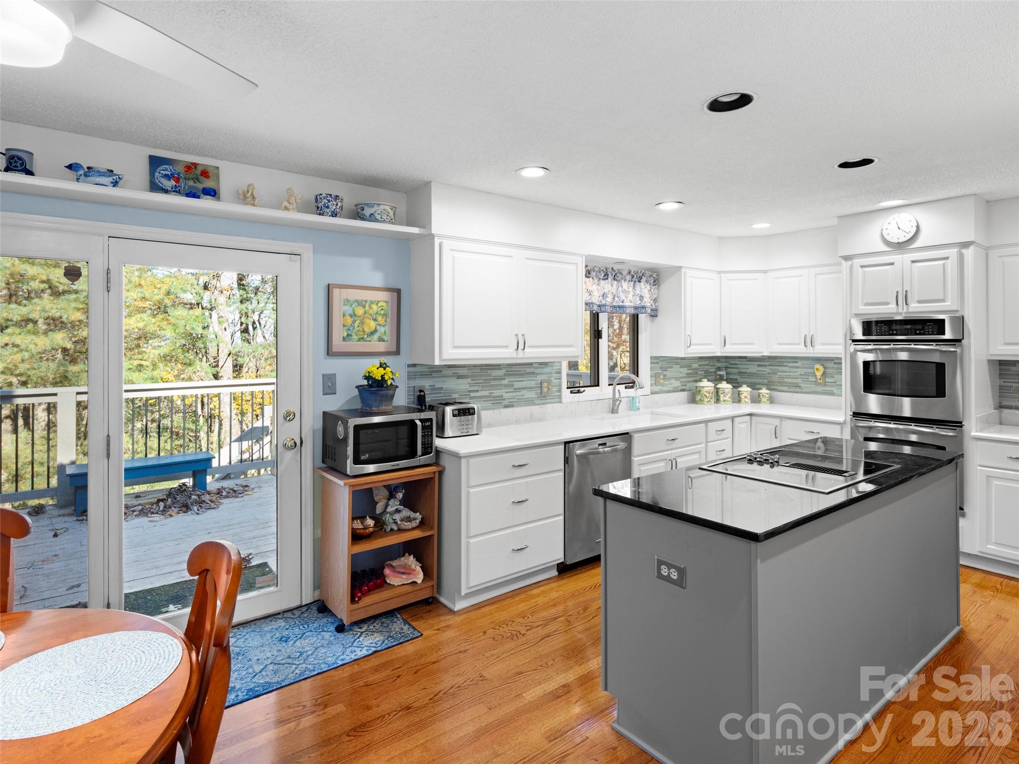 108 Galloway Drive — Asheville