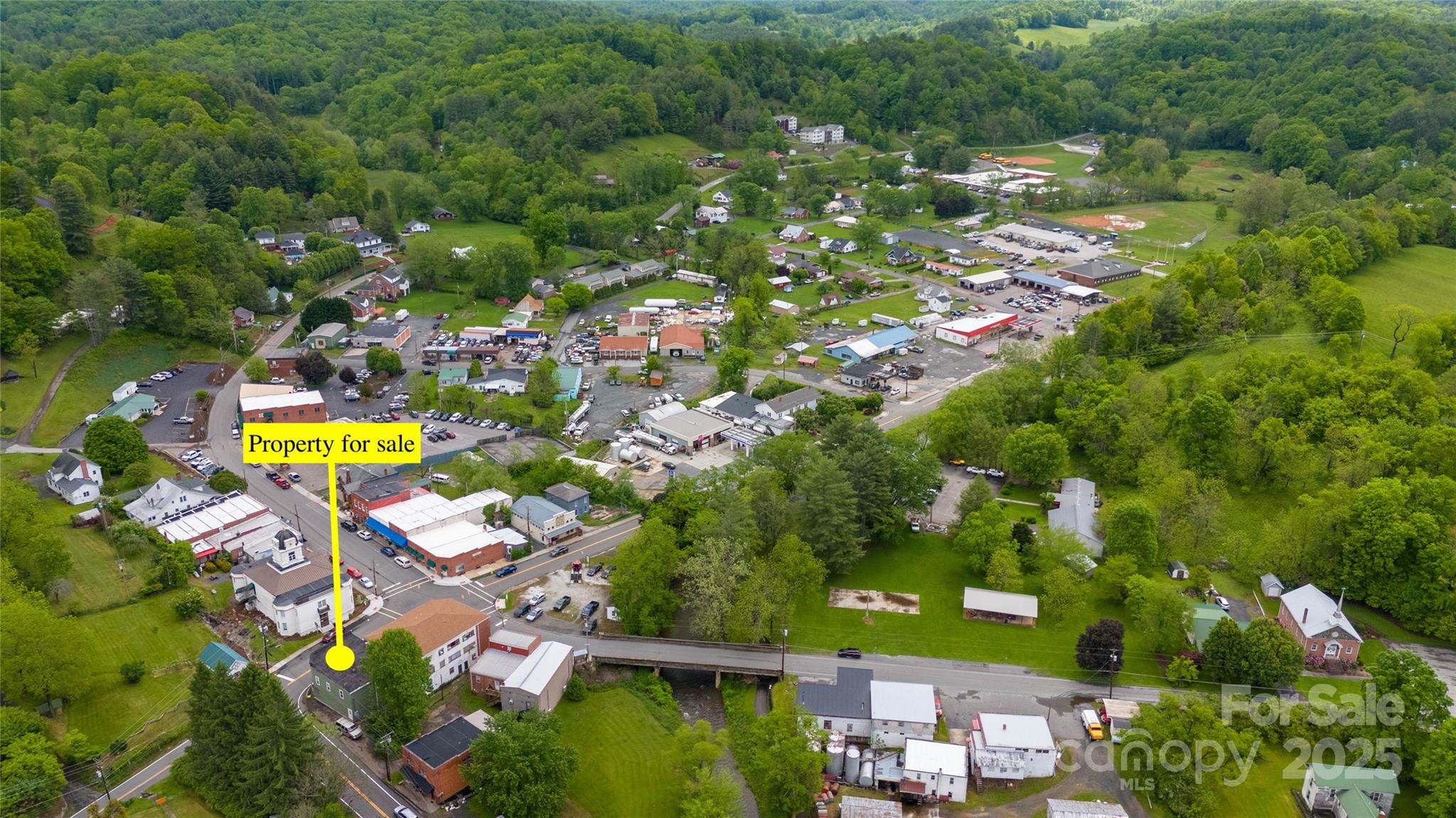 23 N 226 Highway — Bakersville