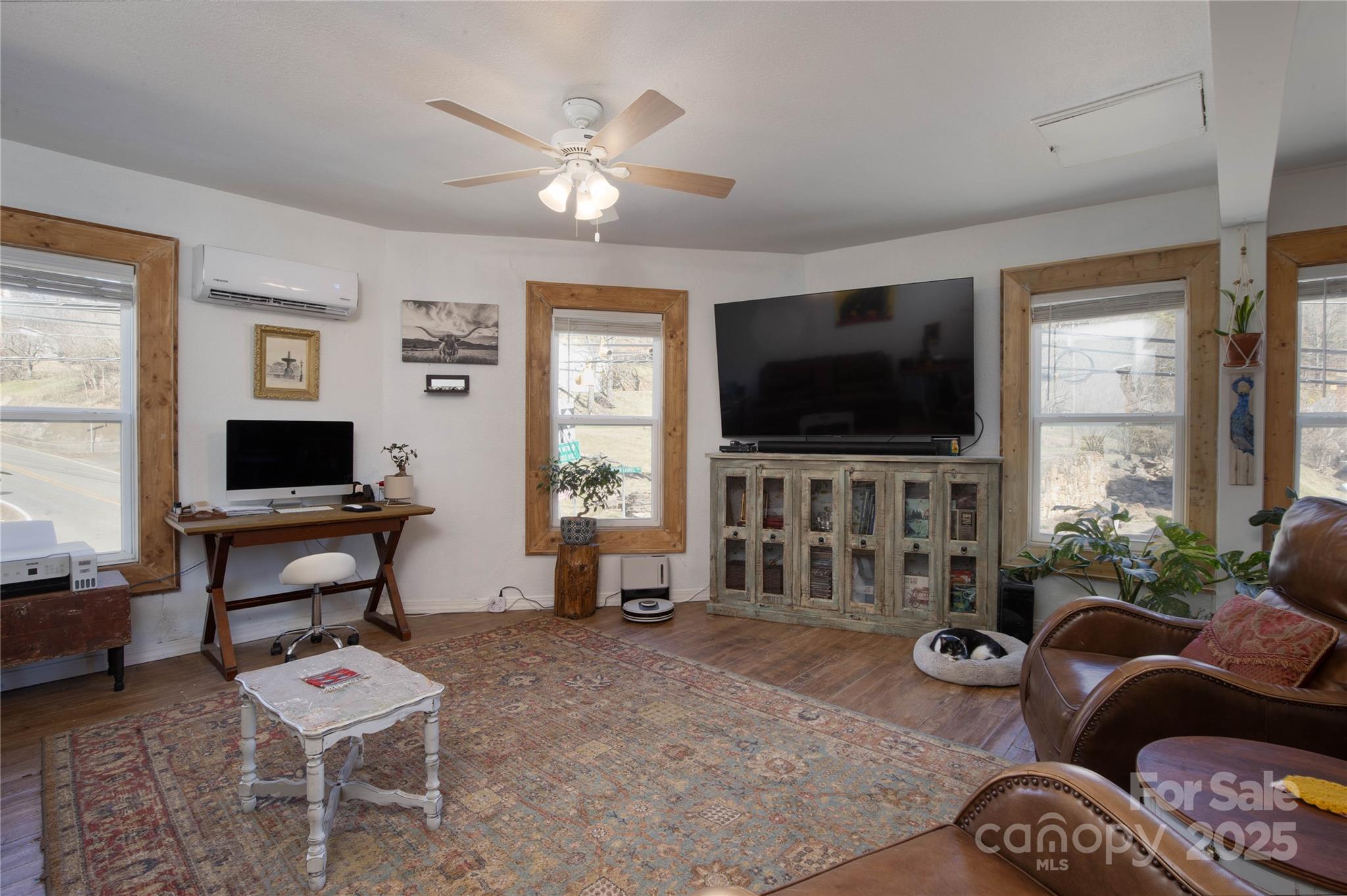 23 N 226 Highway — Bakersville