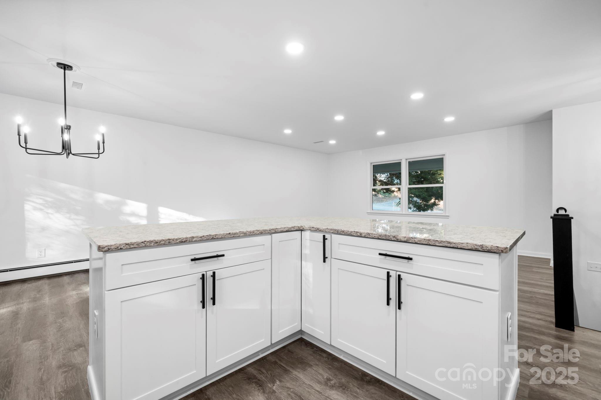 1185 10th Street Place Circle NW — Hickory