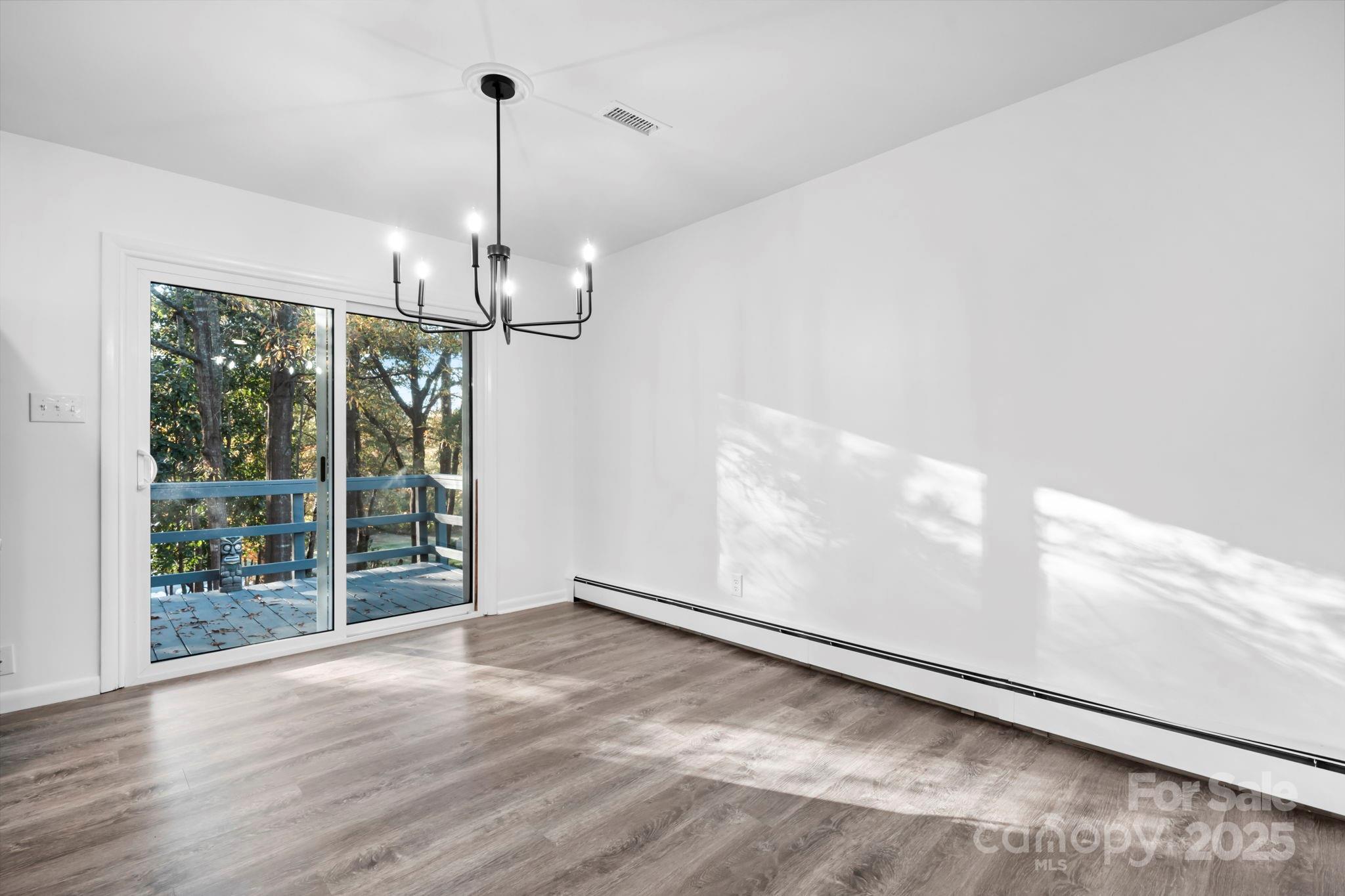 1185 10th Street Place Circle NW — Hickory