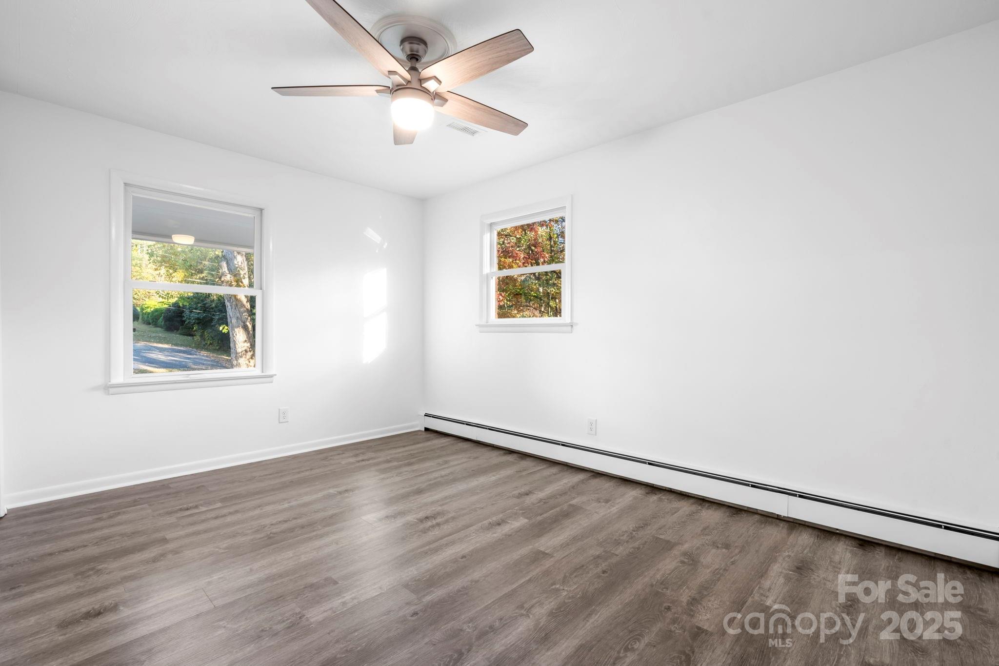 1185 10th Street Place Circle NW — Hickory