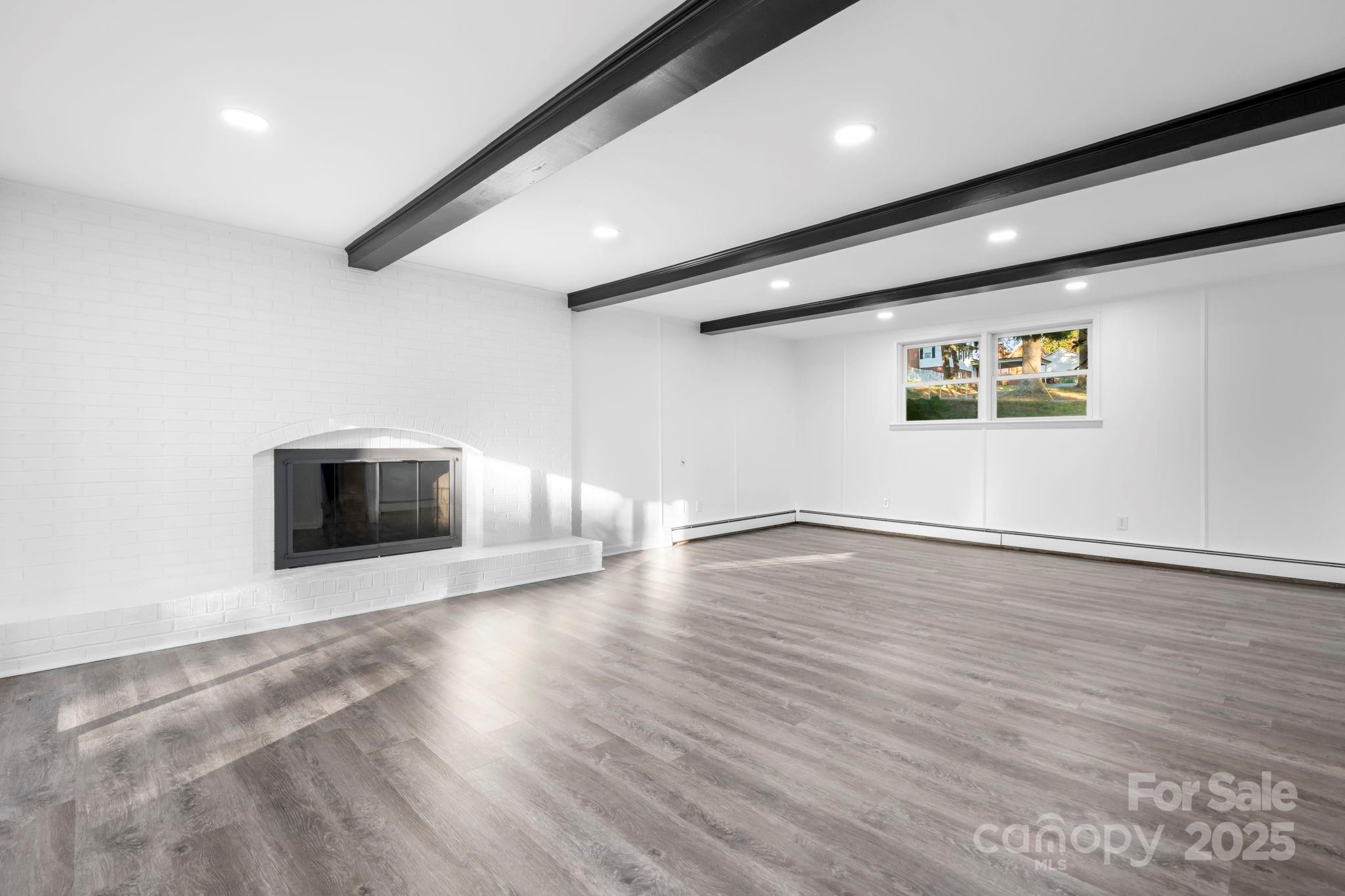 1185 10th Street Place Circle NW — Hickory