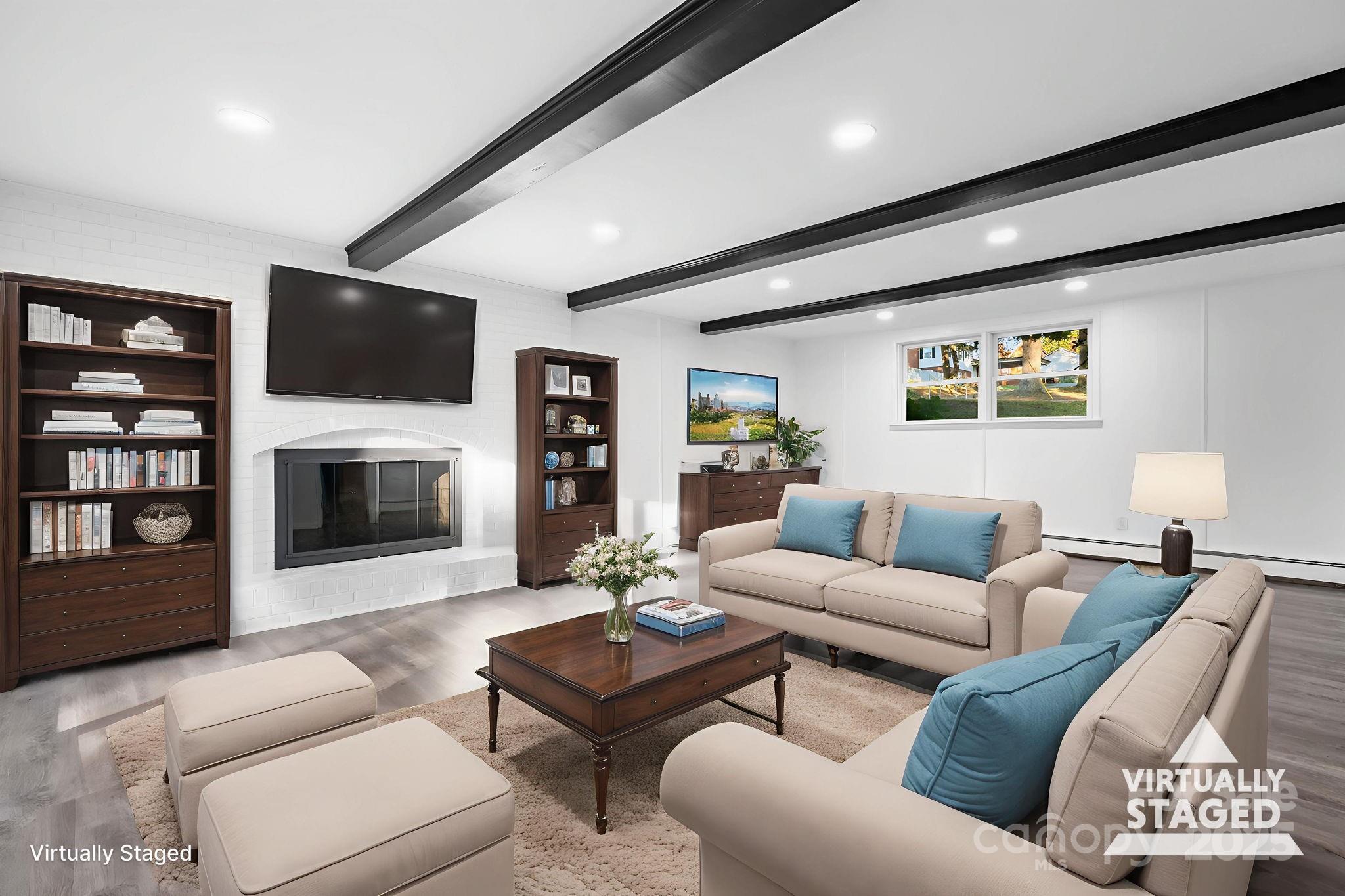 1185 10th Street Place Circle NW — Hickory