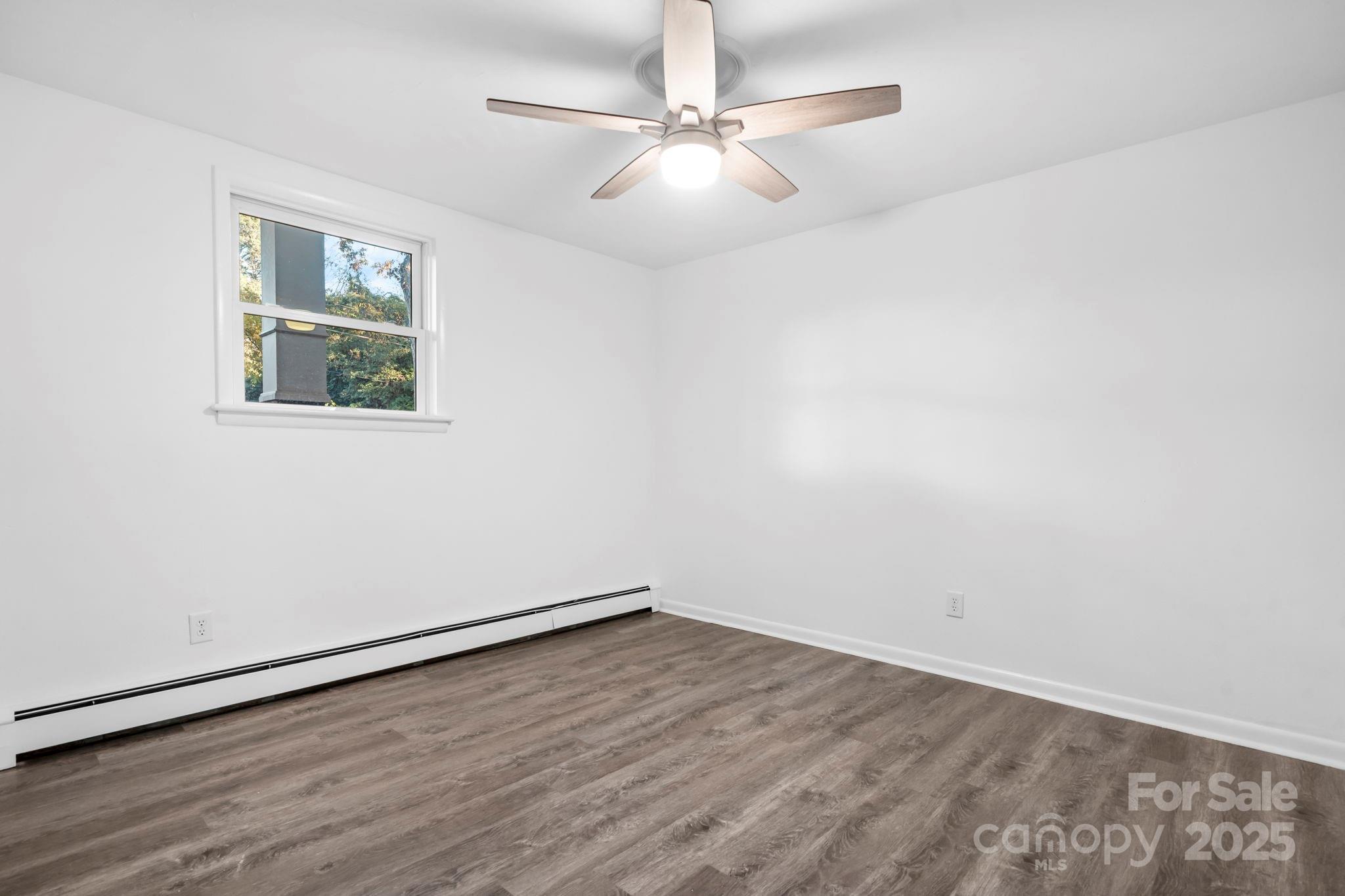 1185 10th Street Place Circle NW — Hickory