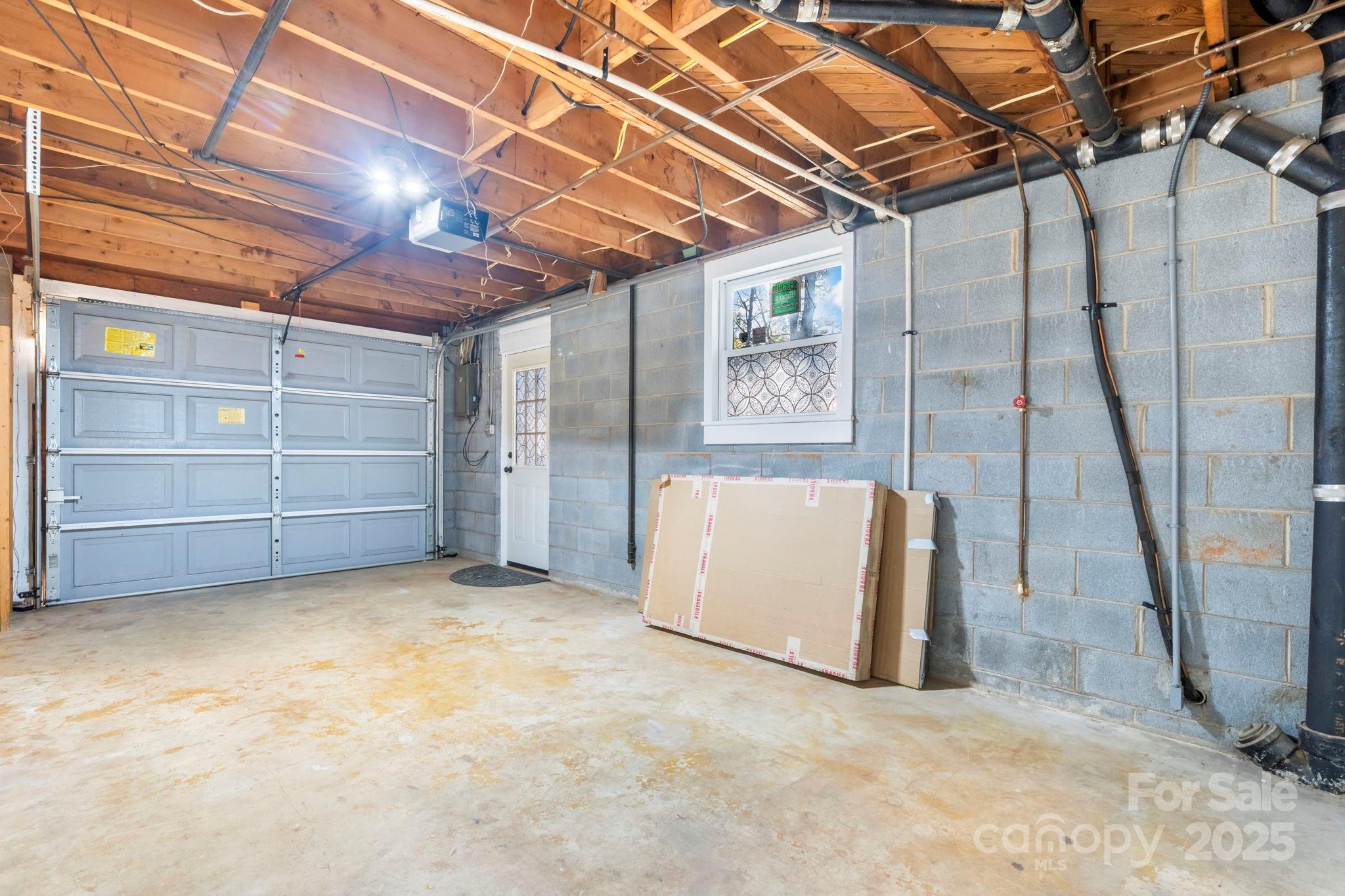 1185 10th Street Place Circle NW — Hickory