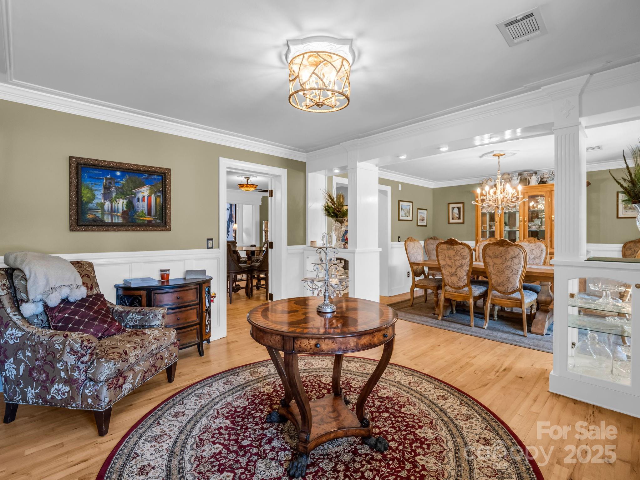 1102 S Mountain Road — Bostic