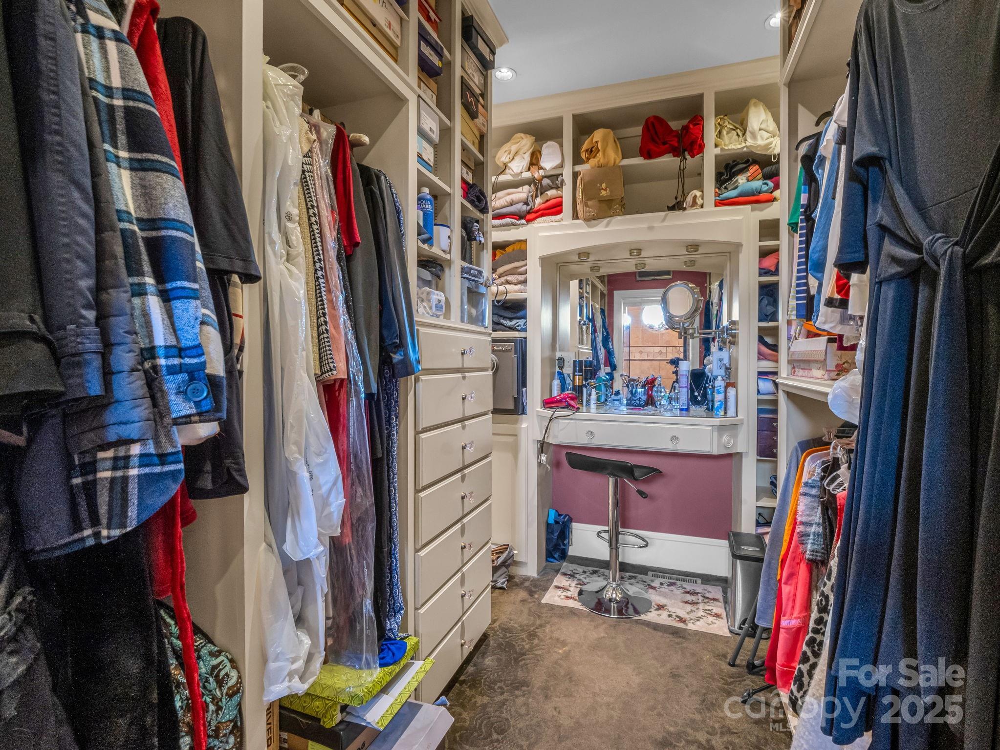 1102 S Mountain Road — Bostic