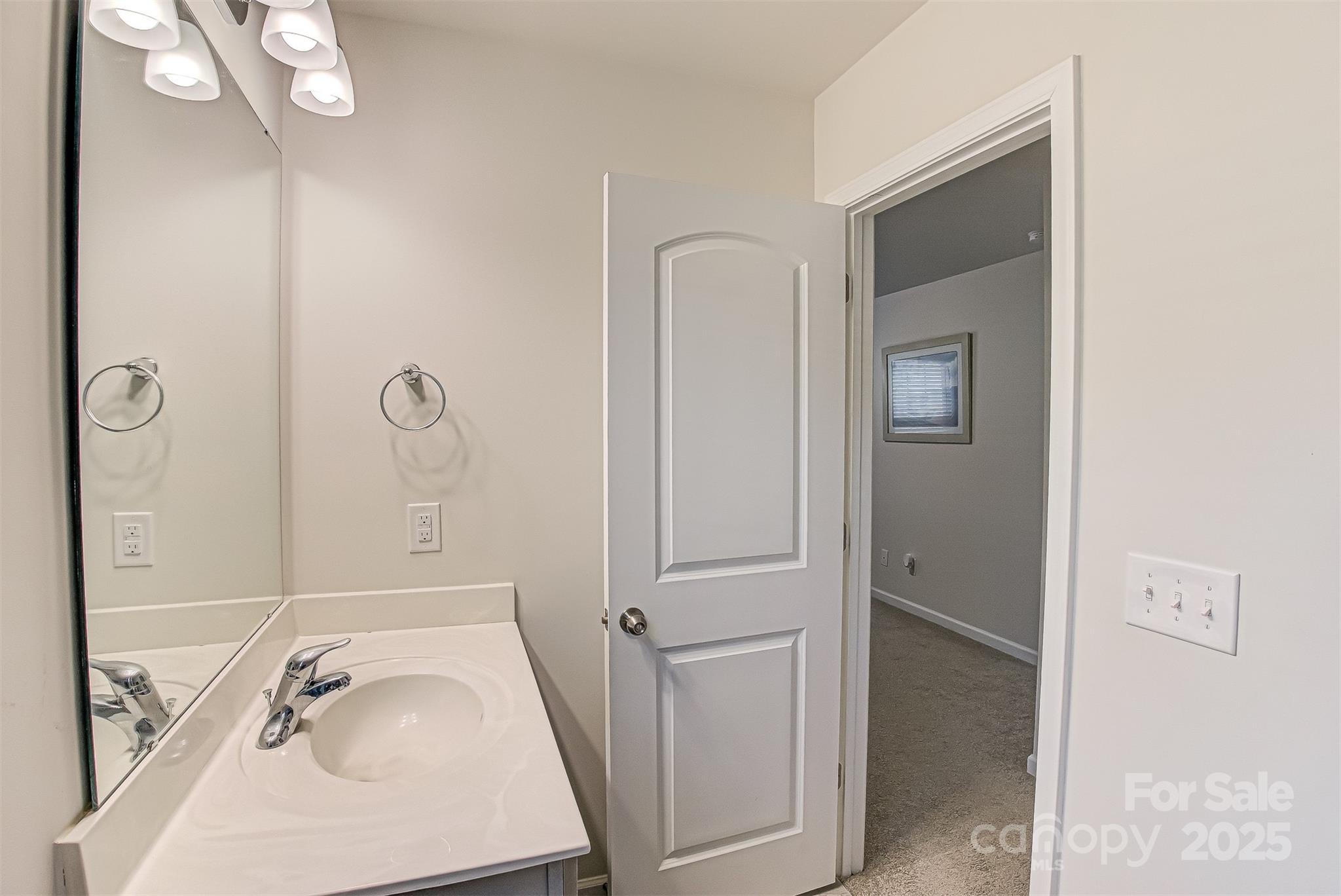 17030 Carolina Pine Row — Charlotte