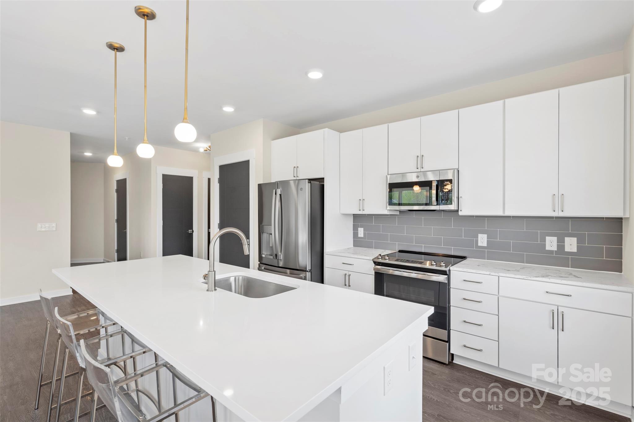 3630 N Davidson Street #3301 — Charlotte