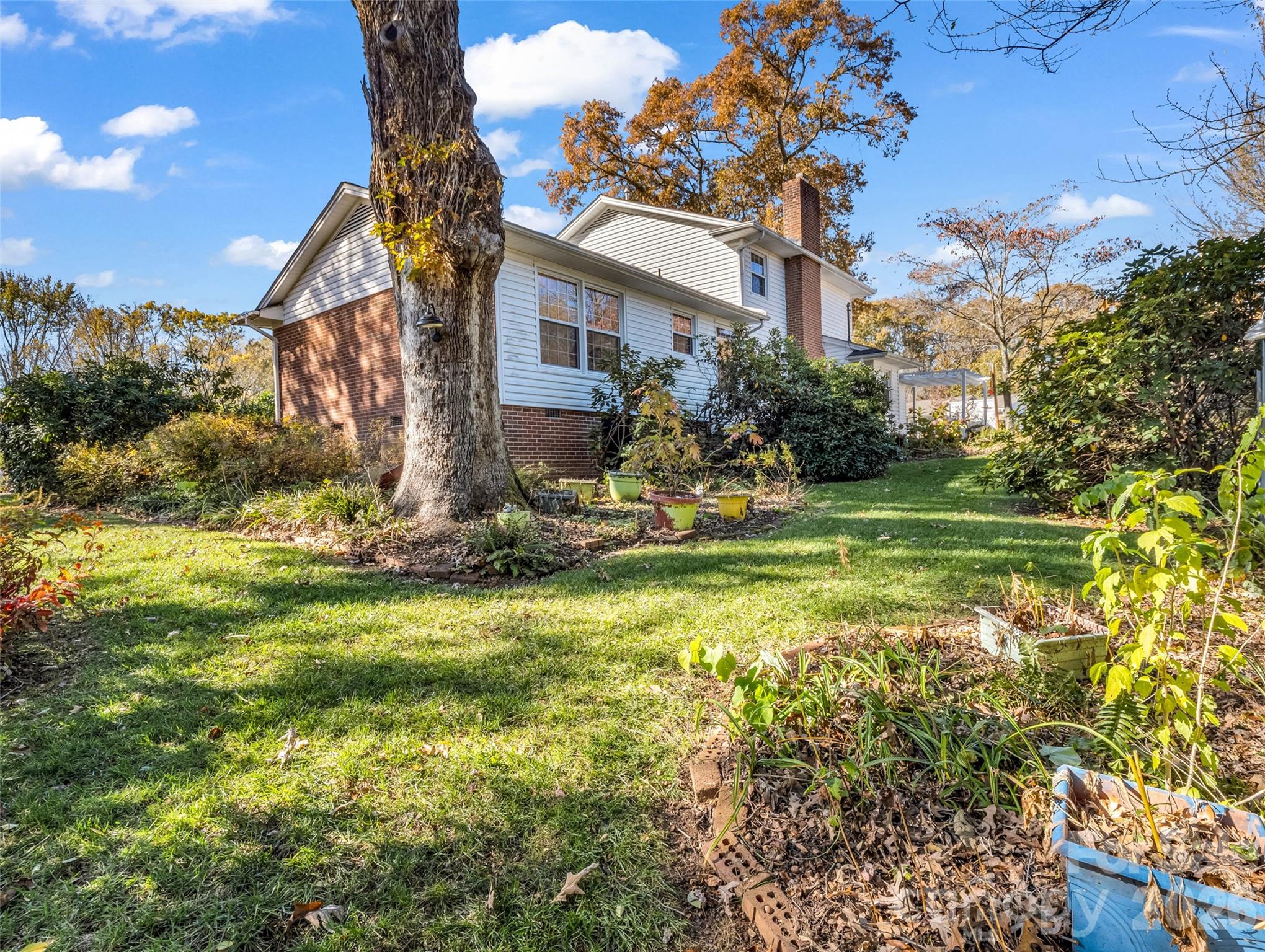 101 Bent Creek Ranch Road — Asheville