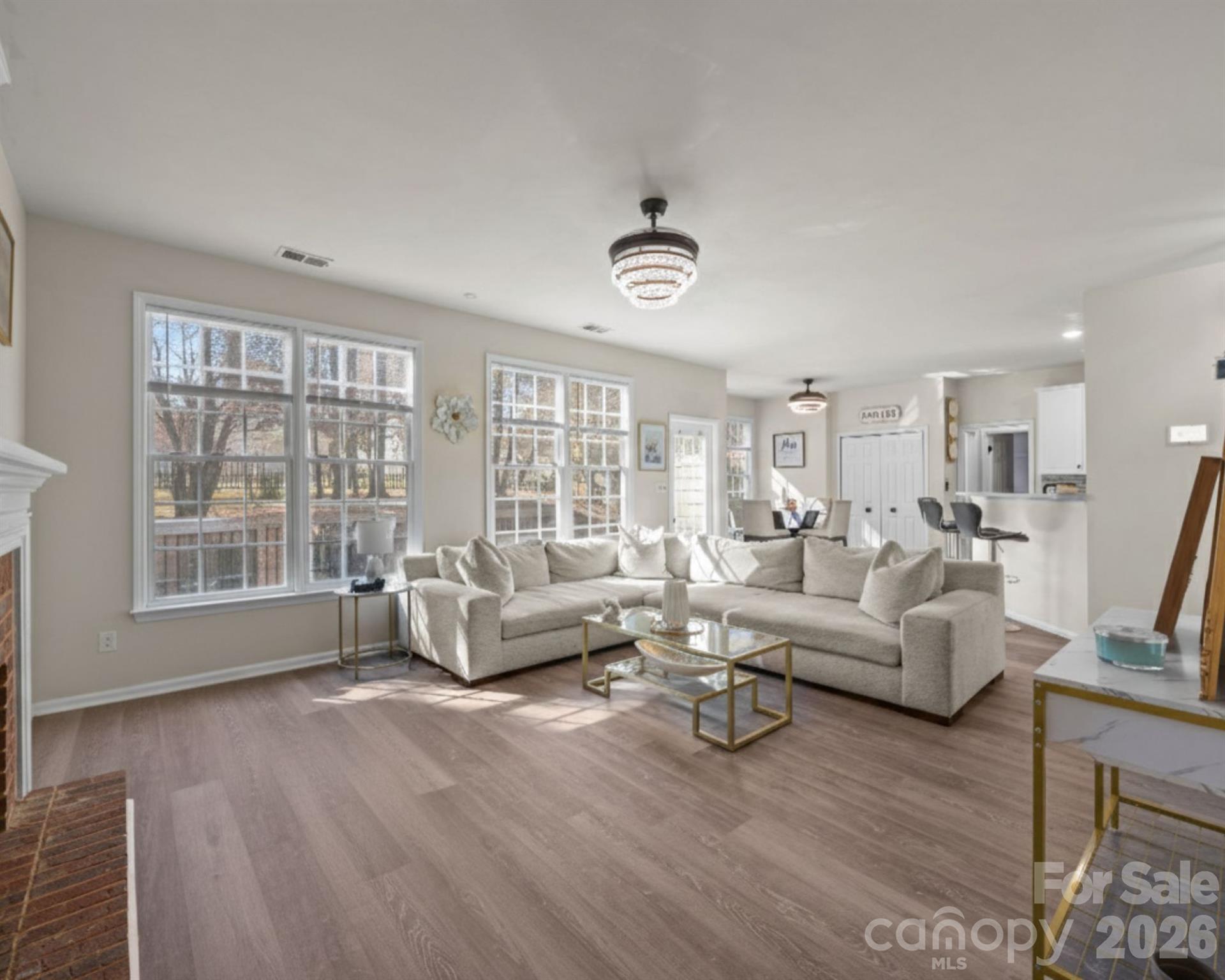 7708 Harrington Woods Road — Charlotte
