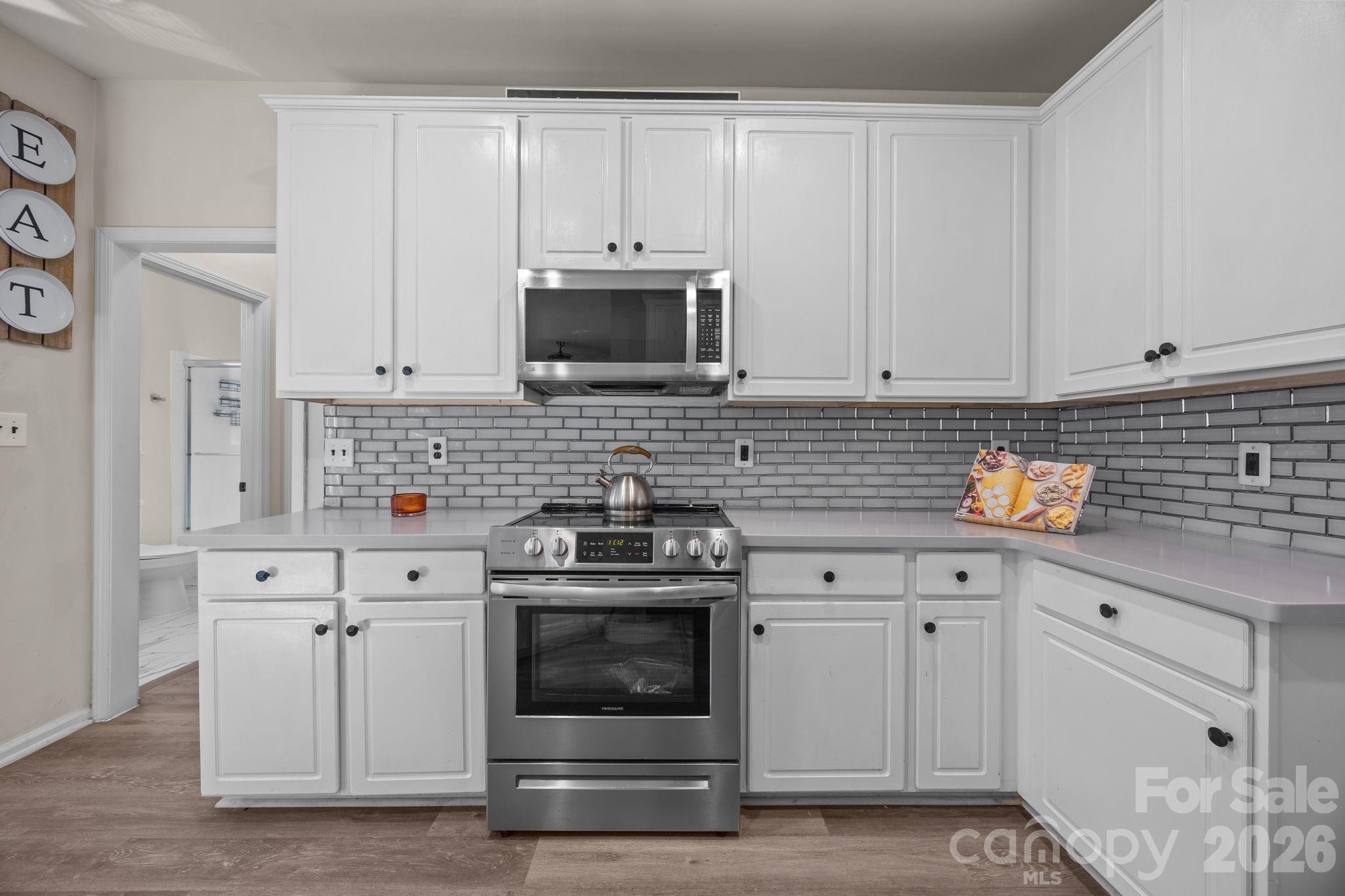 7708 Harrington Woods Road — Charlotte