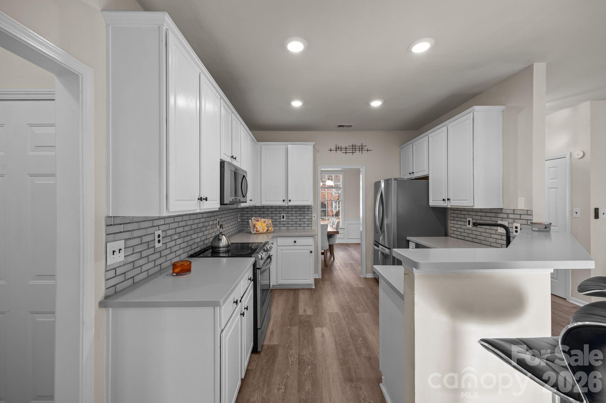 7708 Harrington Woods Road — Charlotte