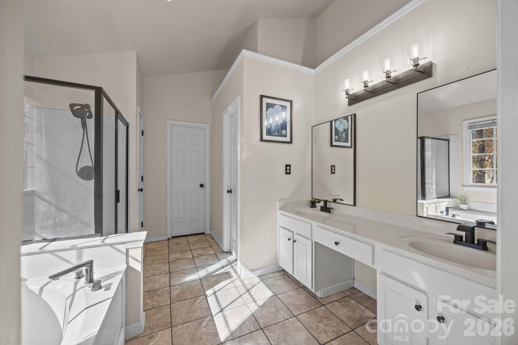 7708 Harrington Woods Road — Charlotte