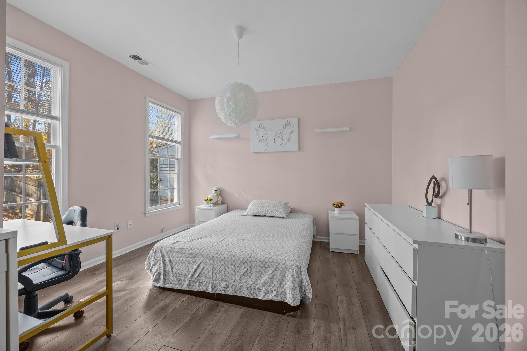 7708 Harrington Woods Road — Charlotte