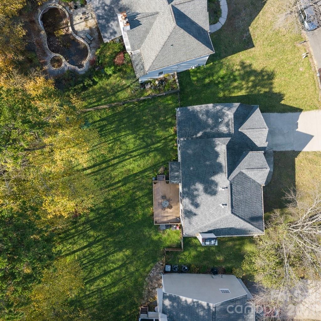7708 Harrington Woods Road — Charlotte