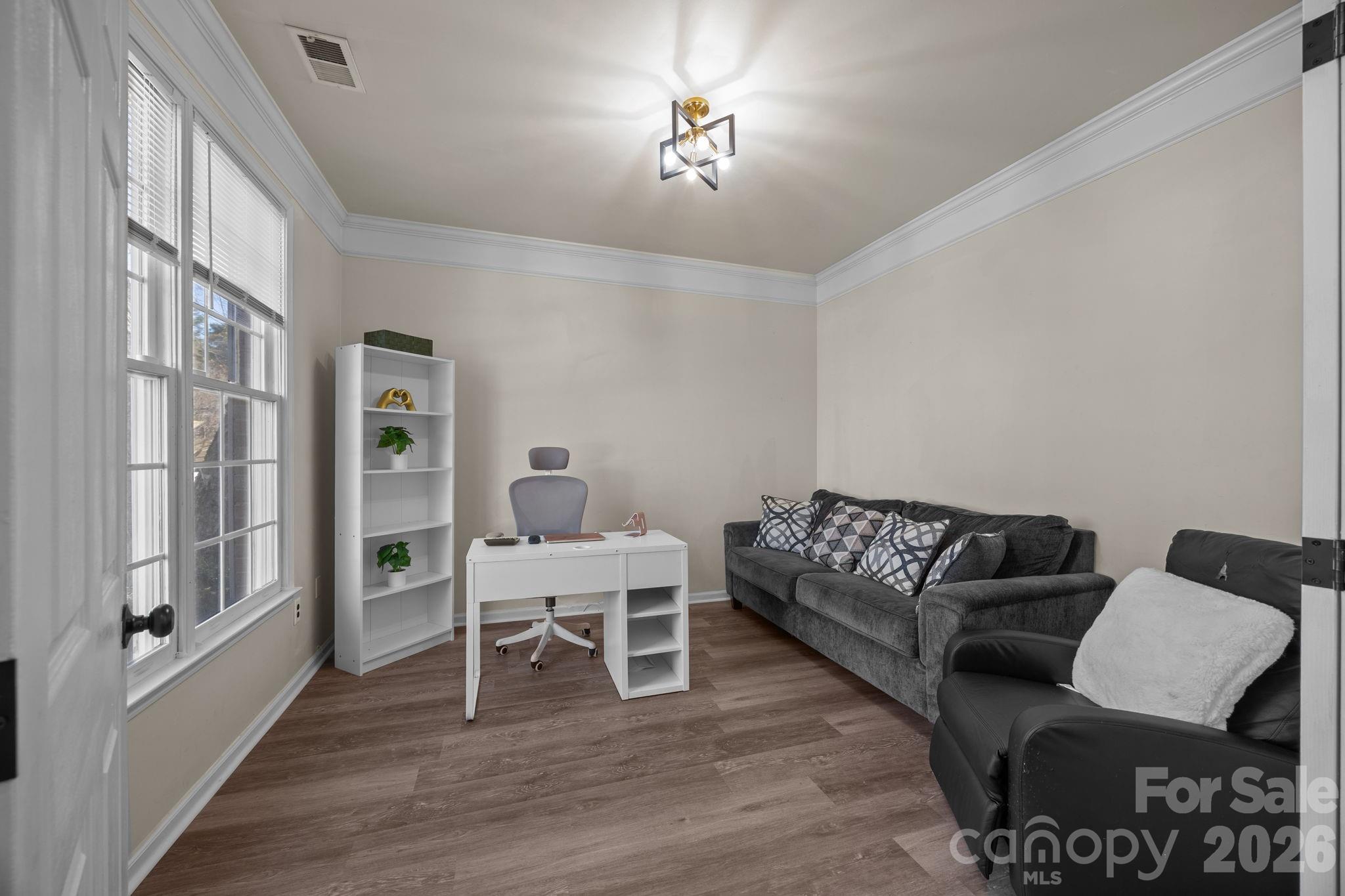 7708 Harrington Woods Road — Charlotte