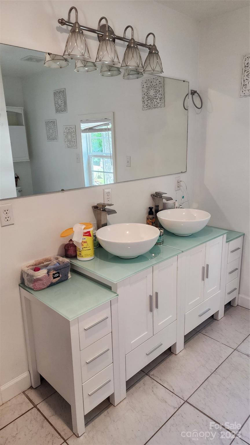 1235 Sulphur Springs Road — Waynesville