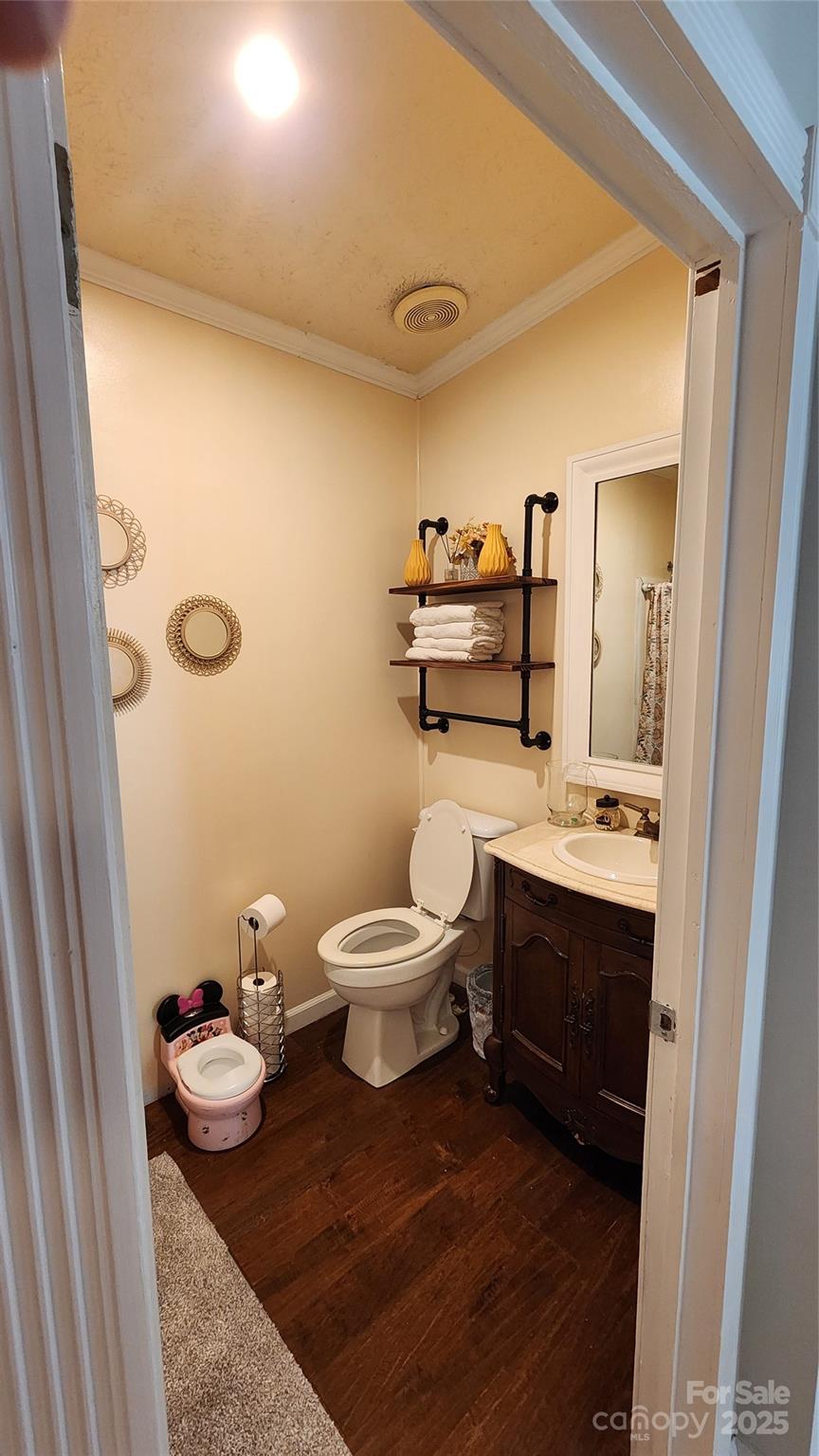 1235 Sulphur Springs Road — Waynesville