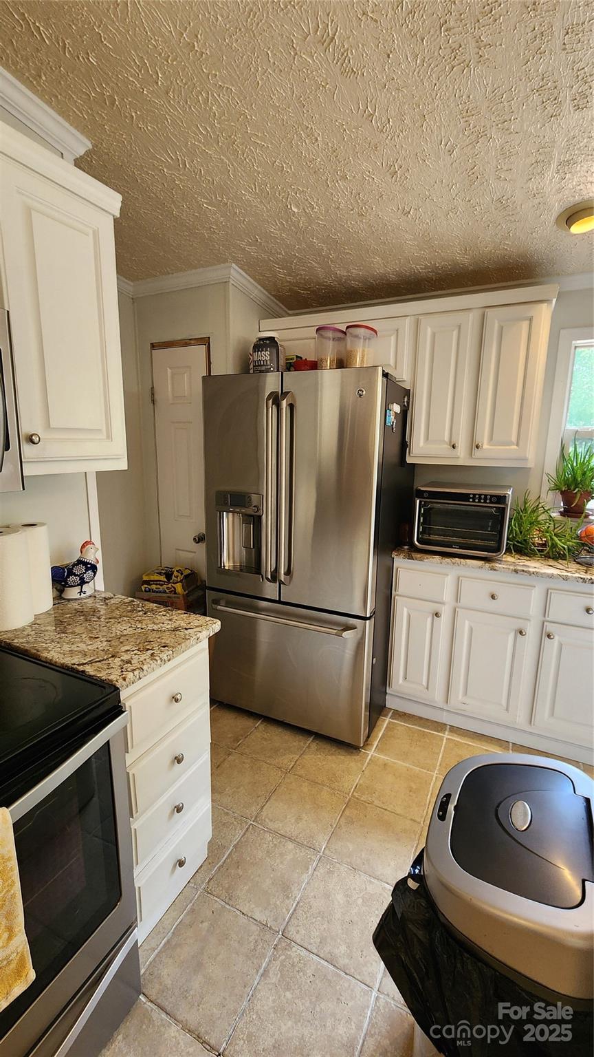 1235 Sulphur Springs Road — Waynesville