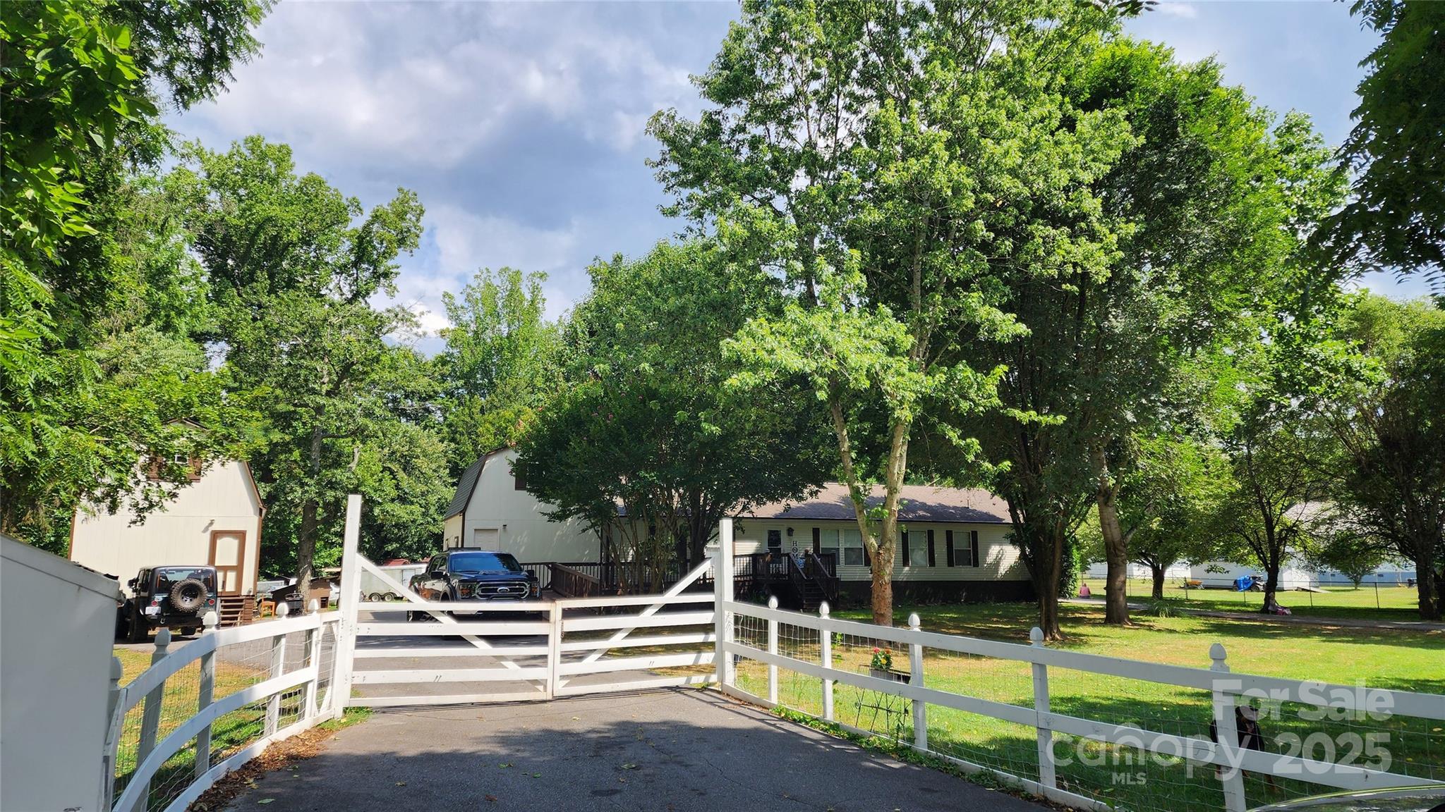 1235 Sulphur Springs Road — Waynesville
