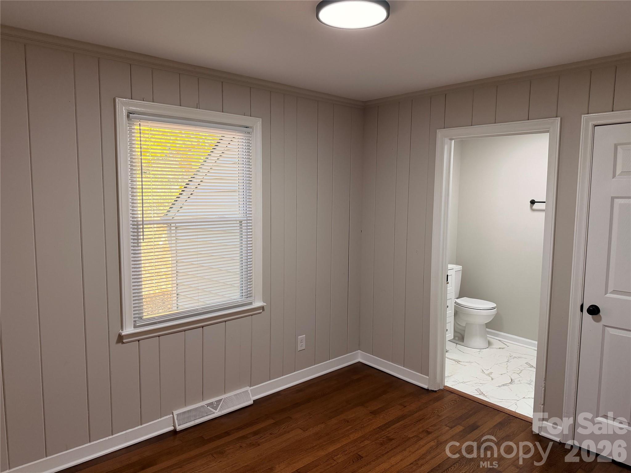 2854 Burbank Drive — Charlotte