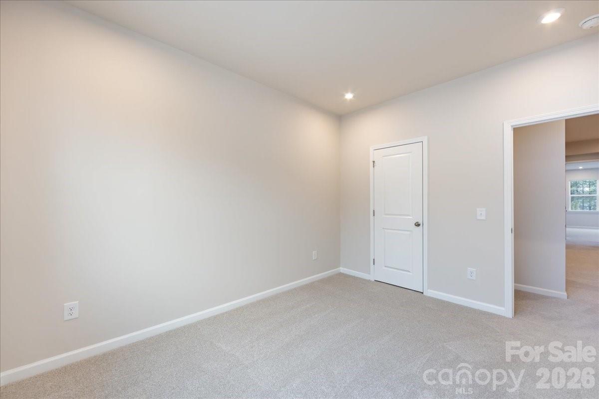 8434 Discovery Lane — Charlotte