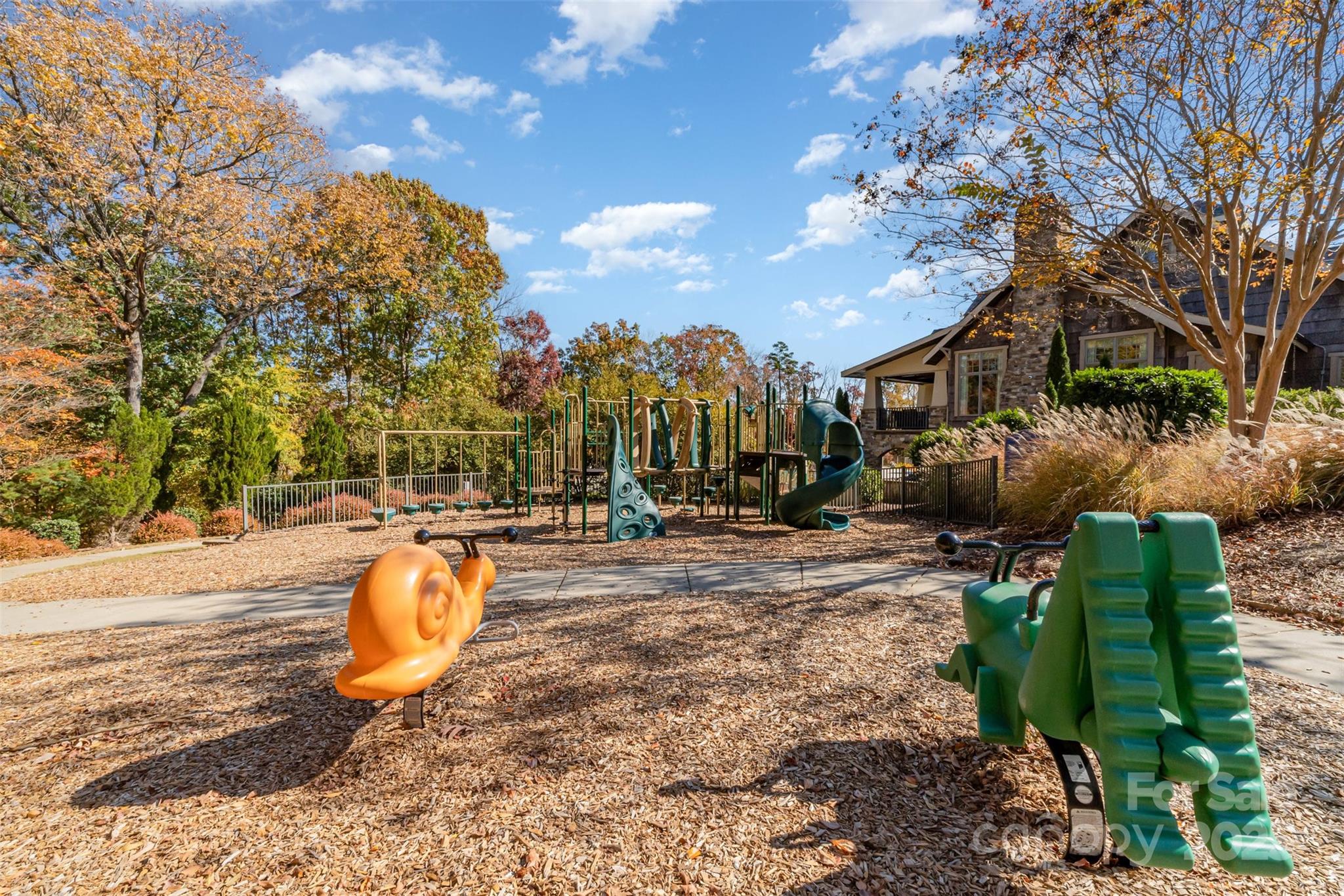 423 Crisfield Court — York
