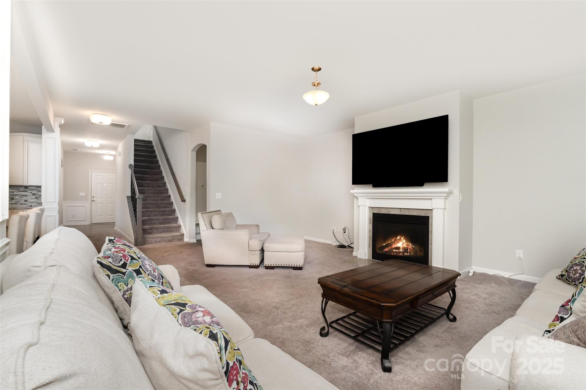 423 Crisfield Court — York