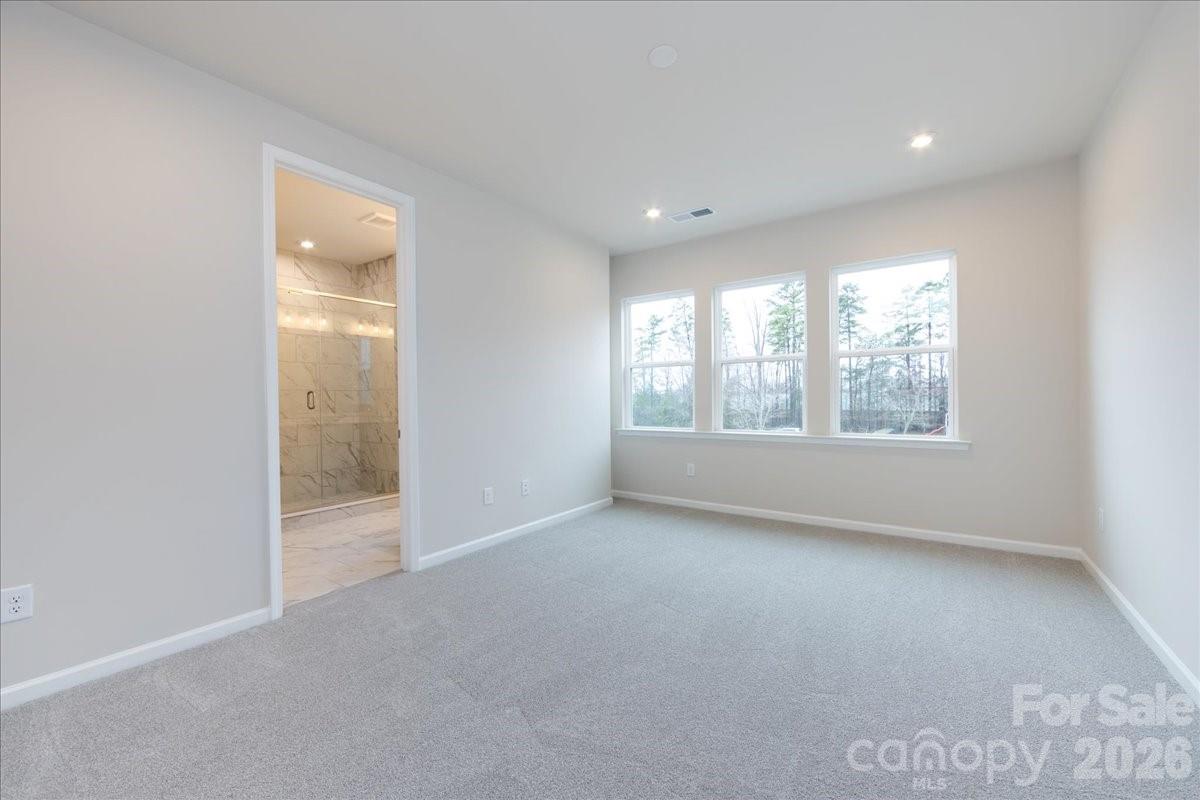 8430 Discovery Lane — Charlotte