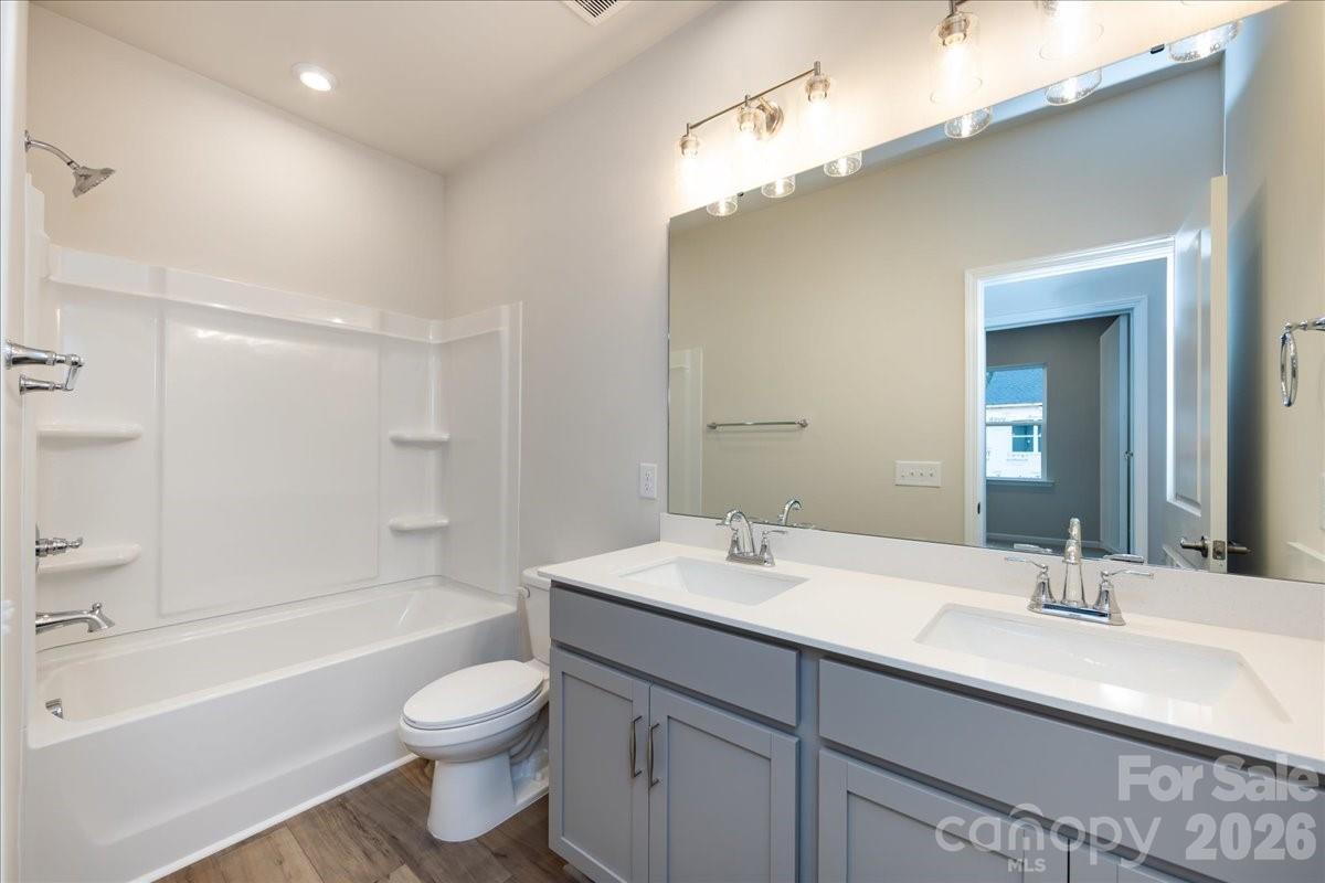 8430 Discovery Lane — Charlotte