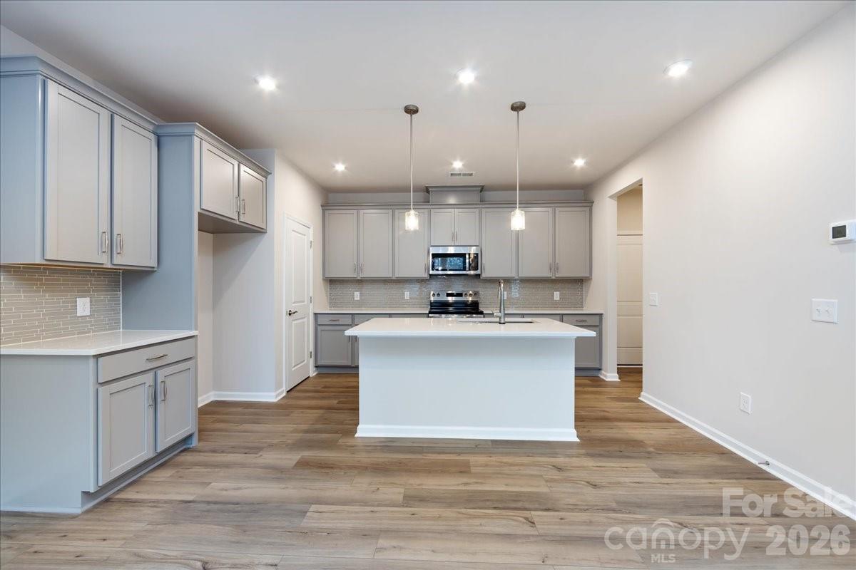8430 Discovery Lane — Charlotte