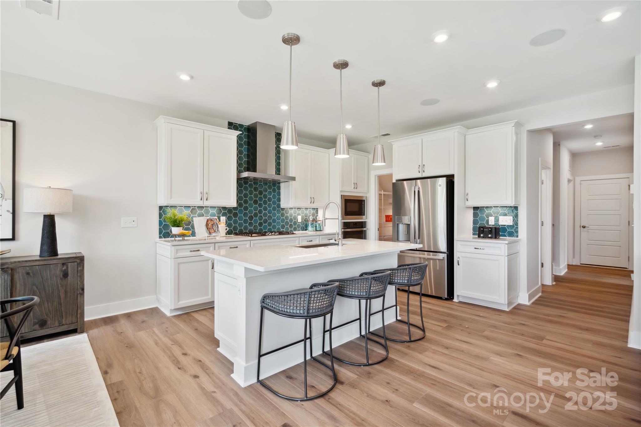 312 Ardmore Drive — Belmont
