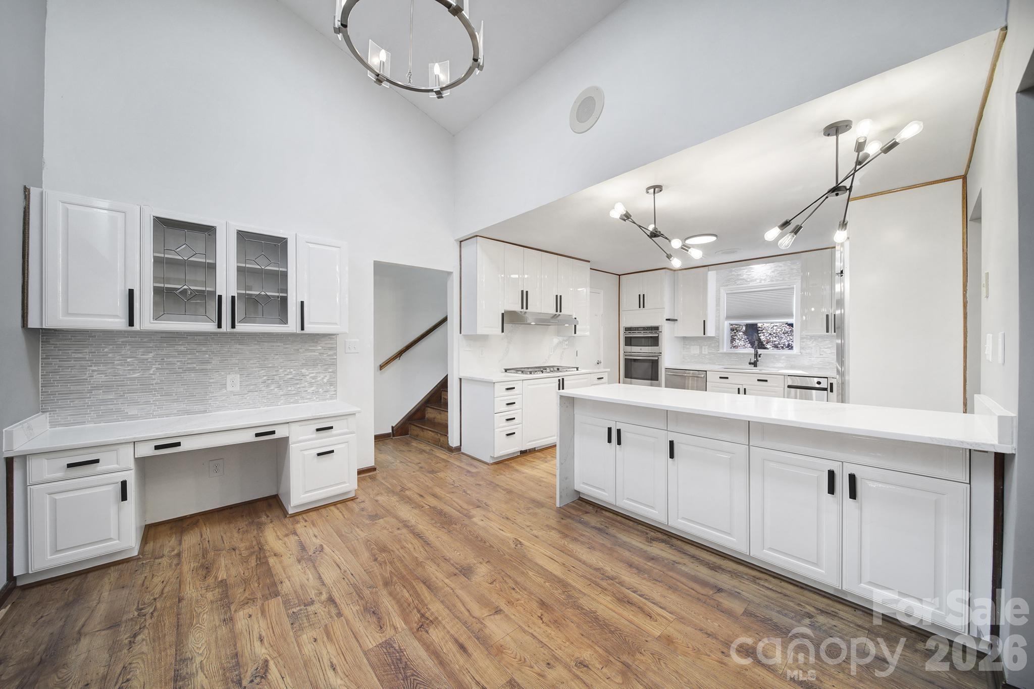 7005 Tega Cay Drive — Tega Cay