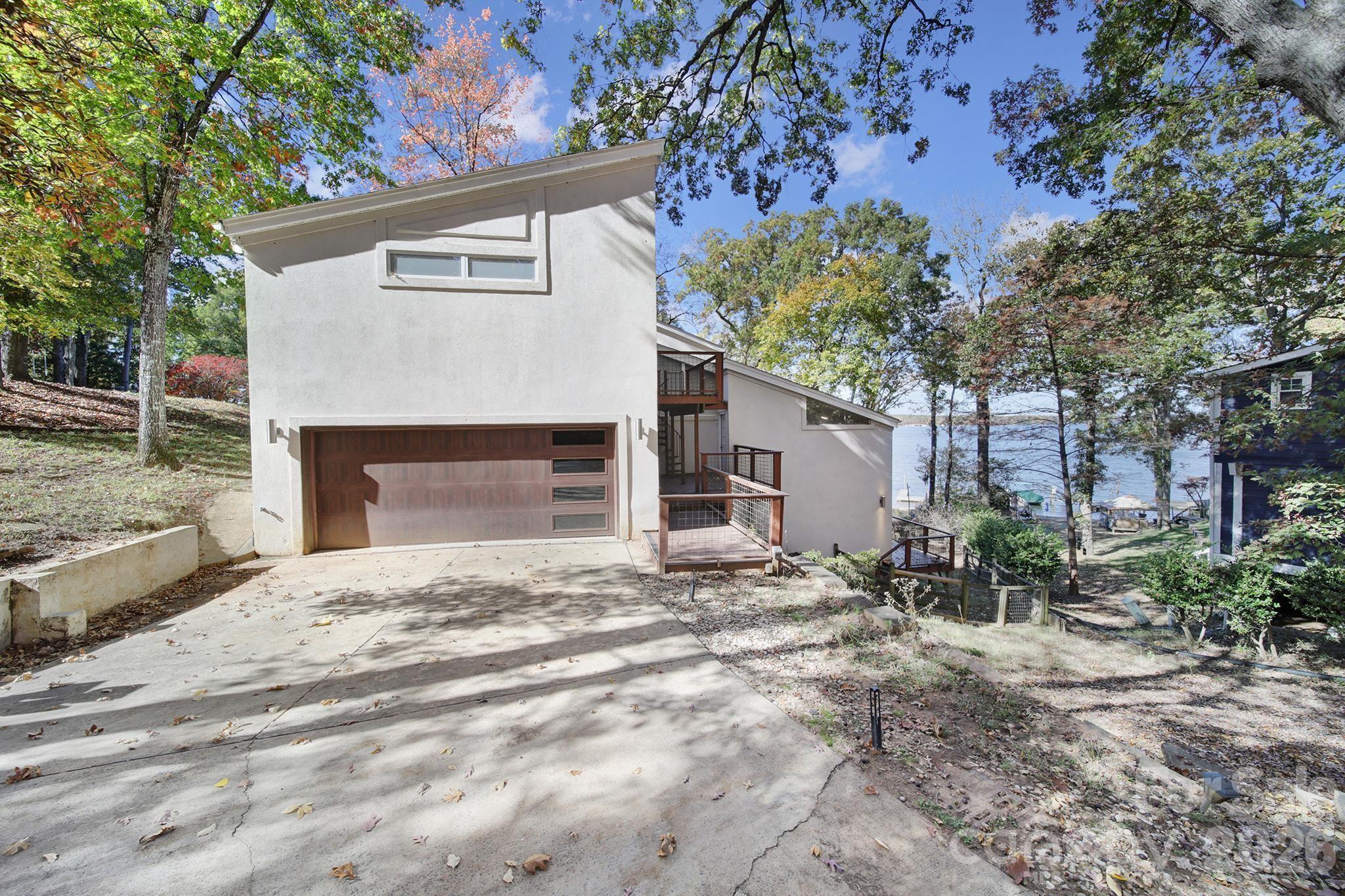 7005 Tega Cay Drive — Tega Cay